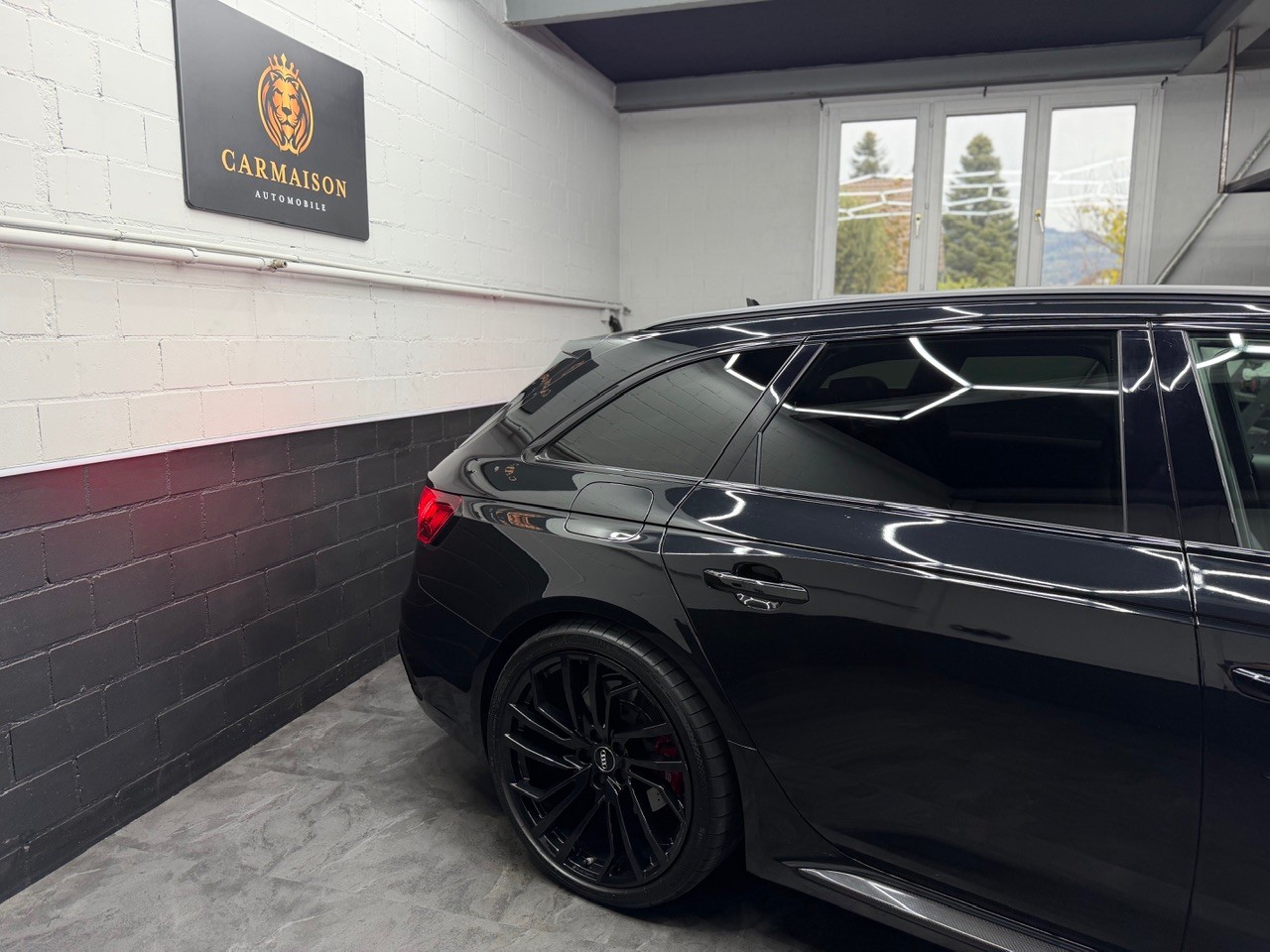 AUDI RS4 Avant quattro | 1. Hand | ACC Tempomat | Head-Up Display | Carbon Interieur&Exterieur | Rückfahrkamera | Bang&Olufsen-image-4