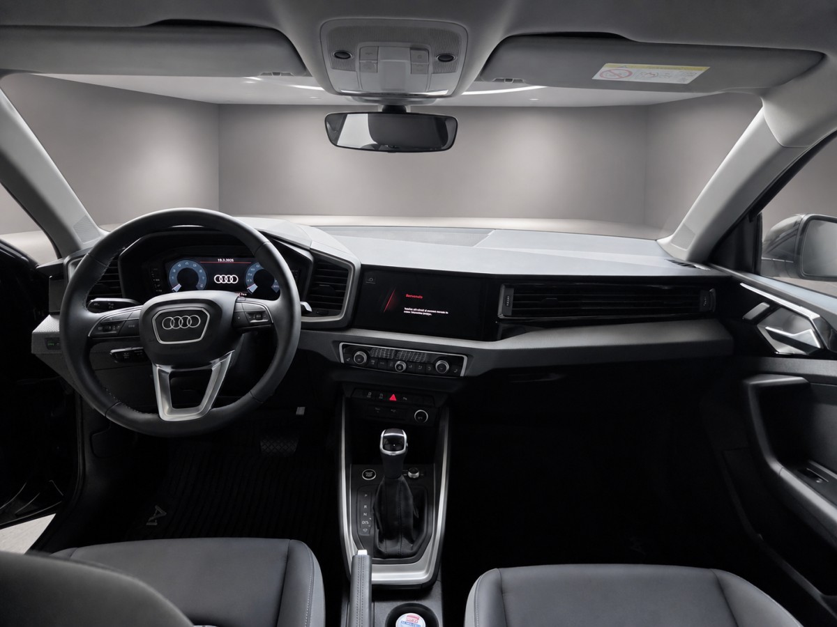 AUDI 1.0 30 TFSI Attraction S-Tronic-image-4