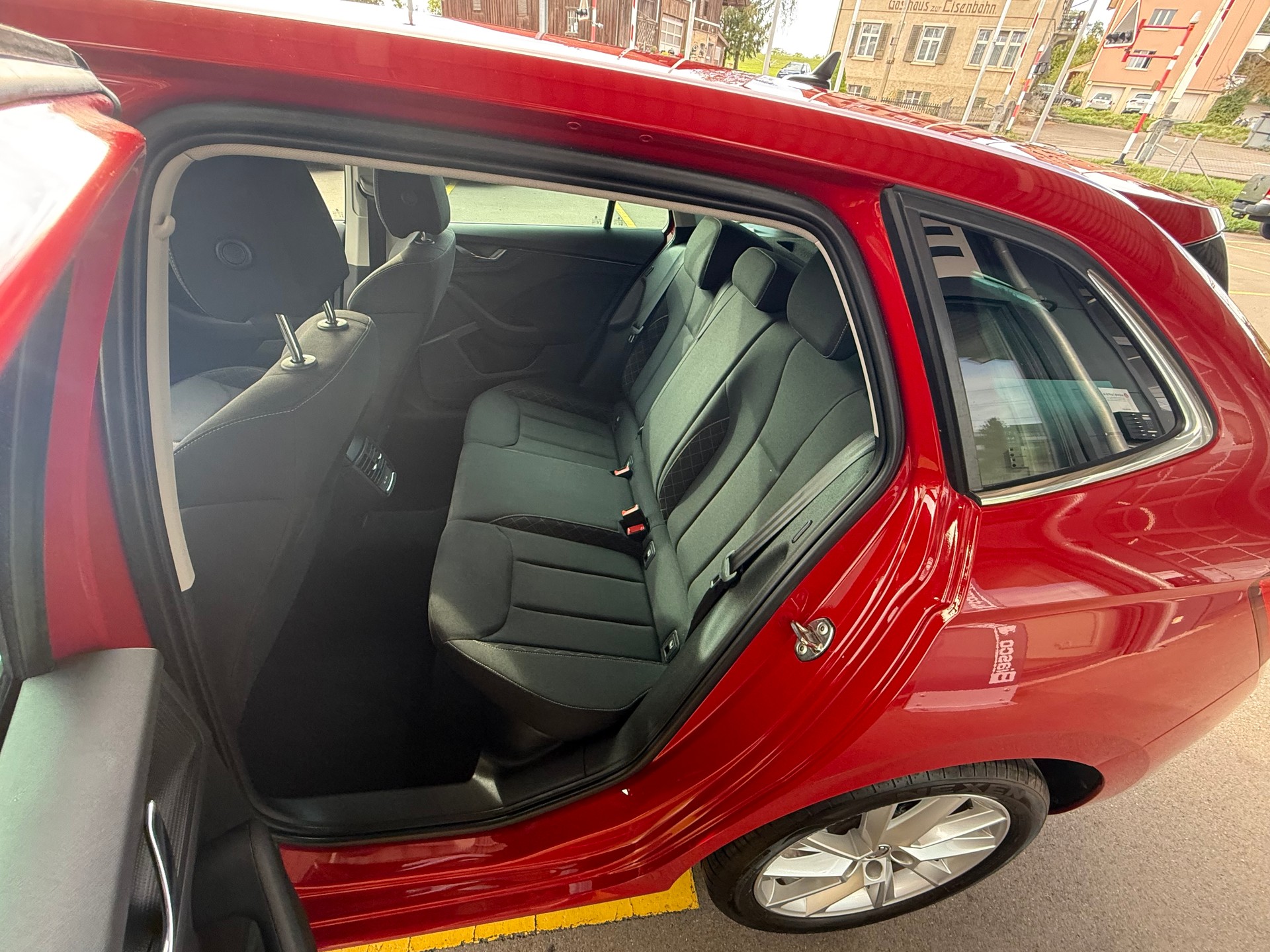 SKODA Scala 1.5 TSI Tour-image-8