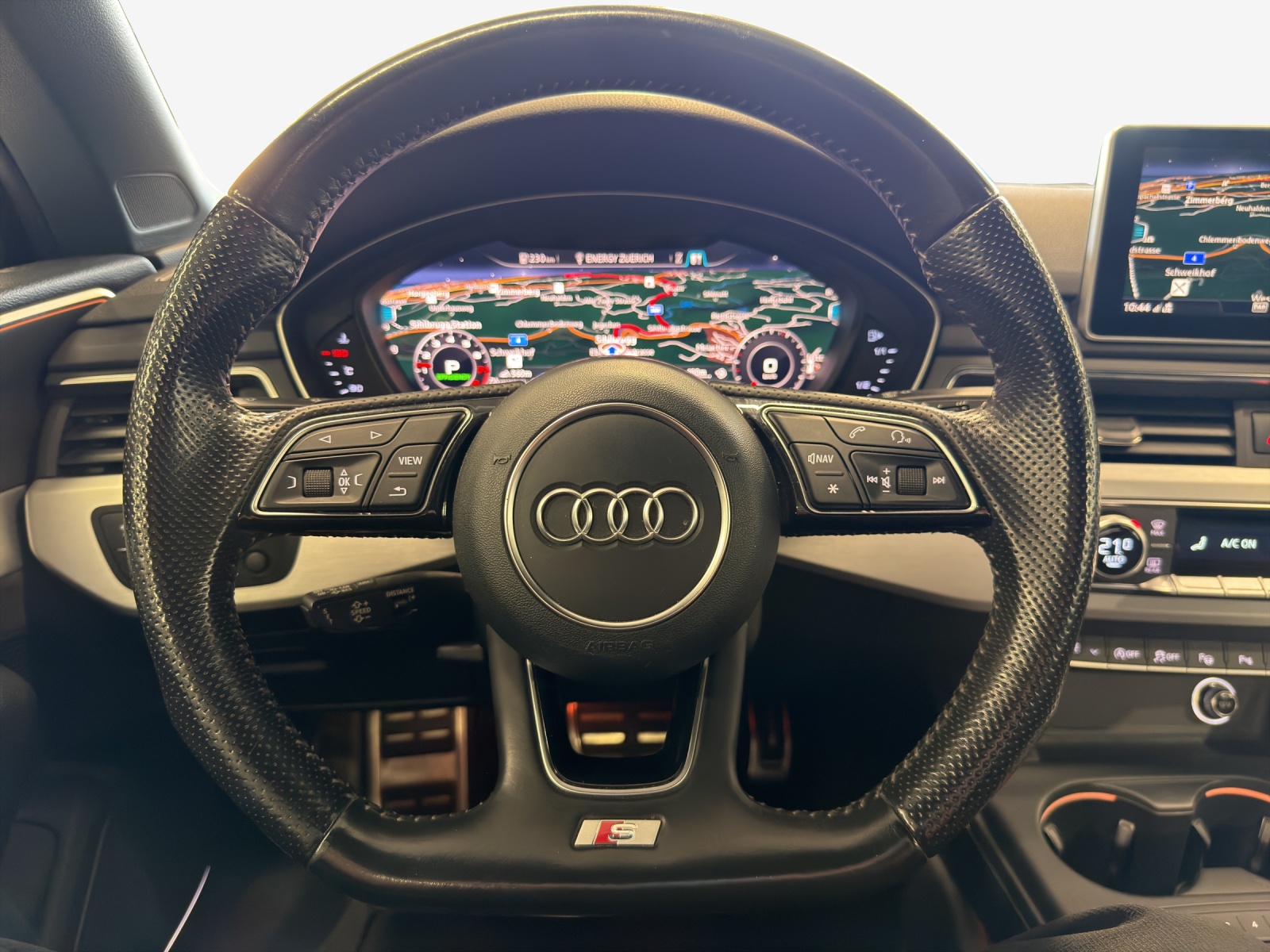 AUDI A5 Cabriolet 2.0 TFSI Sport quattro S-tronic-image-9