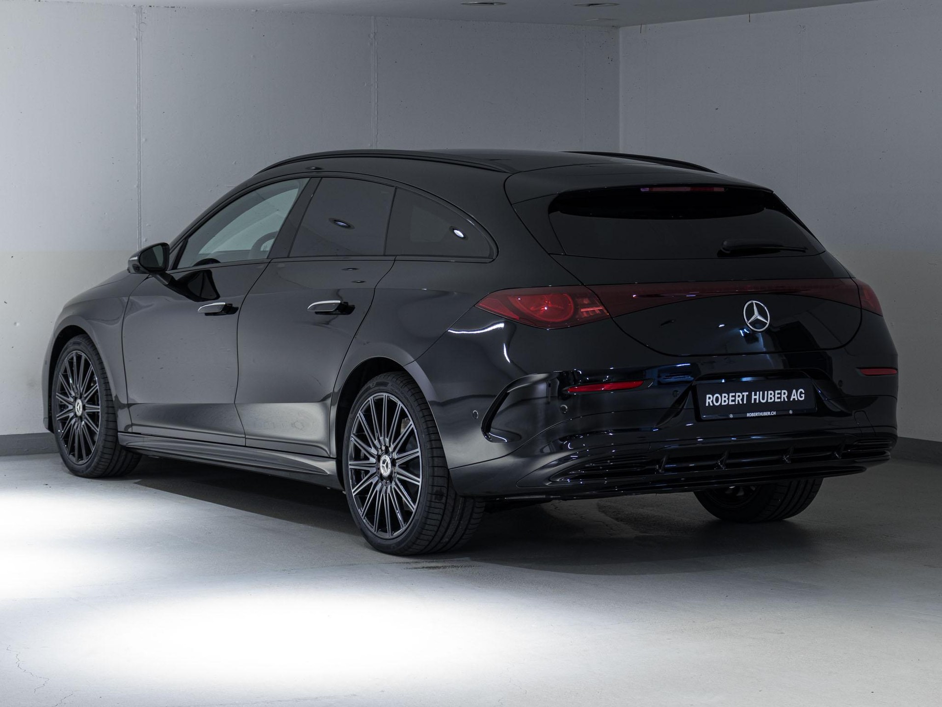 MERCEDES-BENZ CLA 350 4MATIC SB-image-3