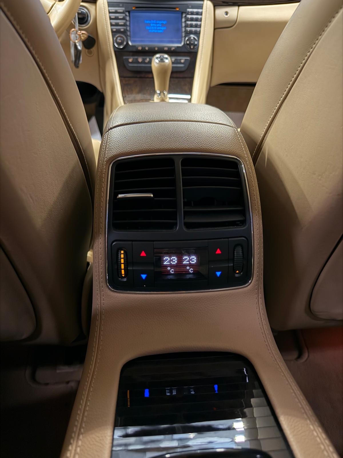 MERCEDES-BENZ CLS 350 7G-Tronic-image-11