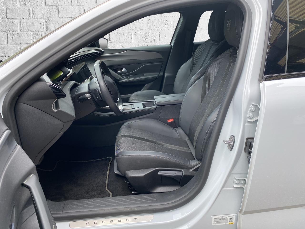 PEUGEOT 308 SW 1.2 Hybrid GT-image-8