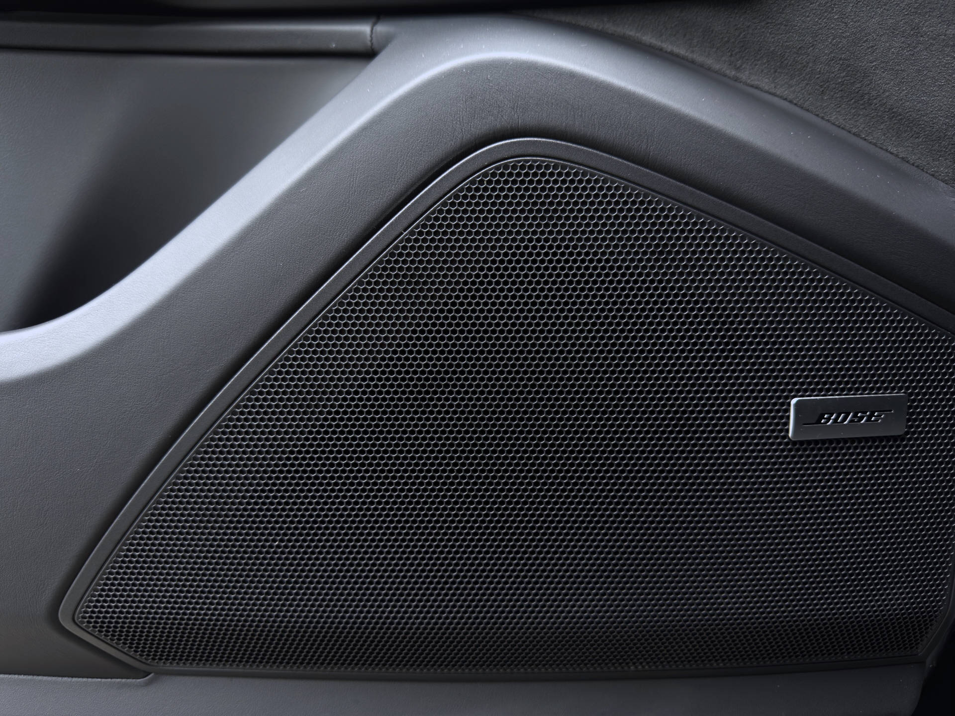 PORSCHE Cayenne GTS-image-11