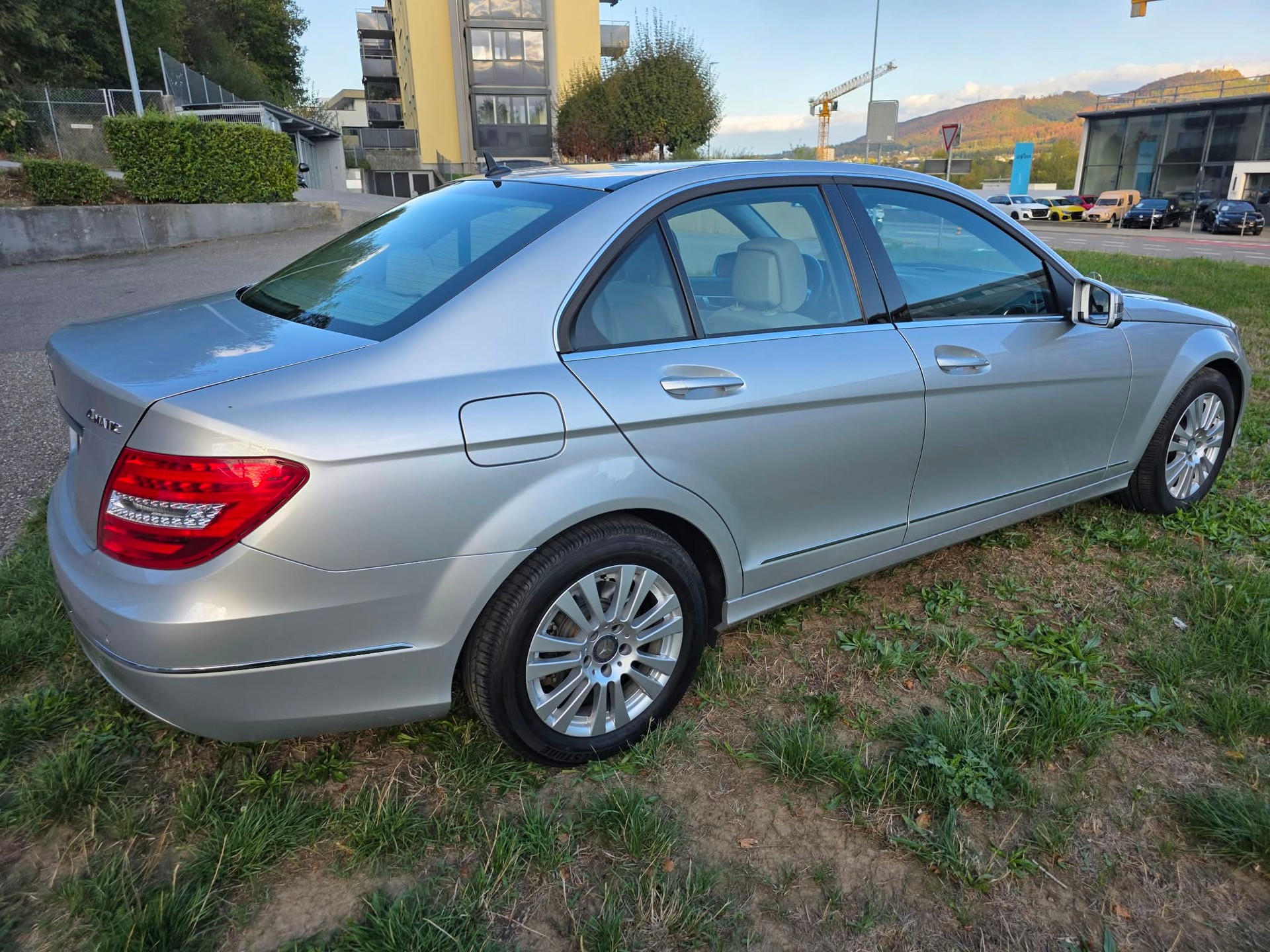 MERCEDES-BENZ C 250 CDI Elégance 4Matic 7G-Tronic 44 000 KM CH FAHRZEUG-image-7