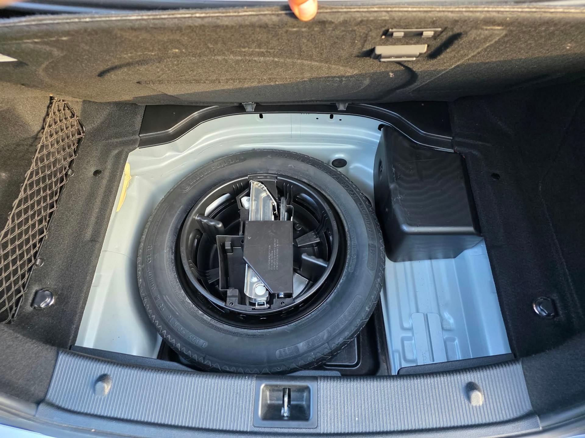MERCEDES-BENZ C 250 CDI Elégance 4Matic 7G-Tronic 44 000 KM CH FAHRZEUG-image-14