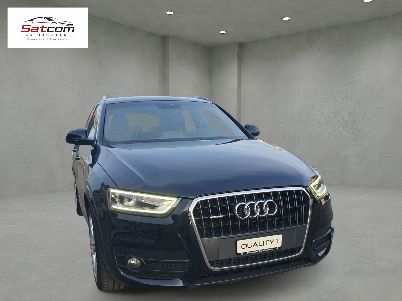AUDI Q3 2.0 TFSI quattro S-tronic S-Line-showroom-element-1