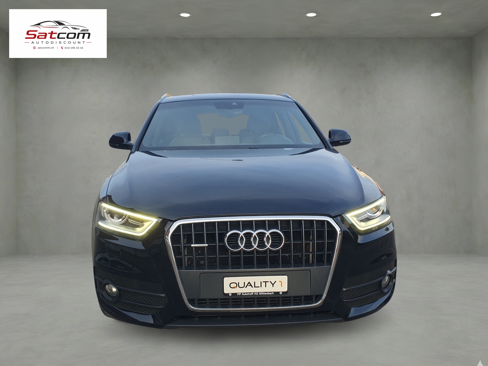 AUDI Q3 2.0 TFSI quattro S-tronic S-Line-showroom-element-2