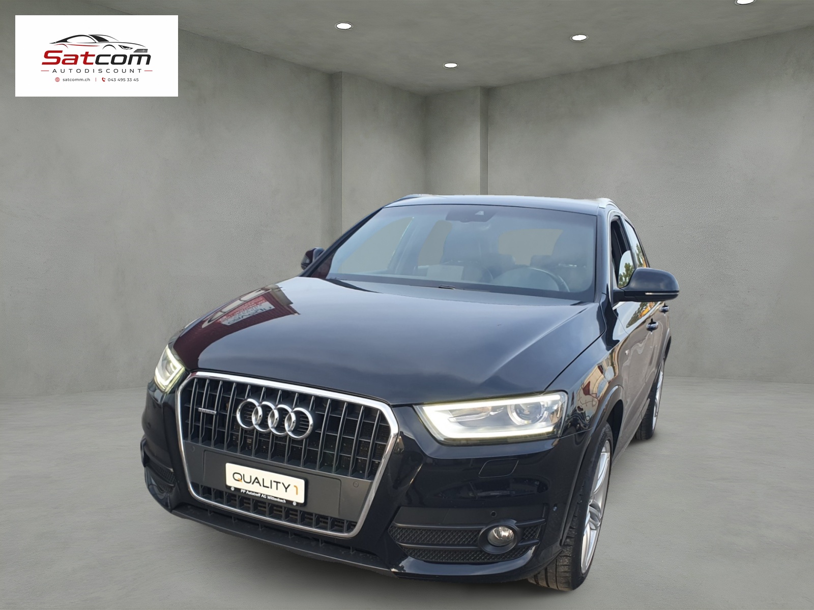 AUDI Q3 2.0 TFSI quattro S-tronic S-Line-showroom-element-3
