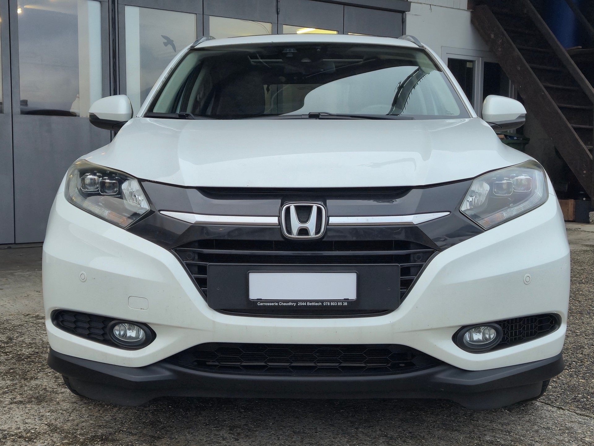 HONDA HR-V 1.6i-DTEC Executive-image-2