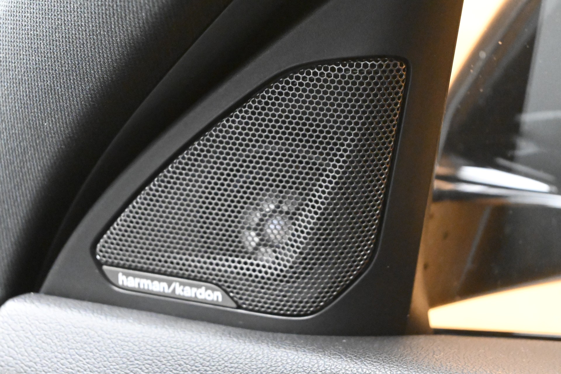 BMW M135i xDrive Steptronic-image-16