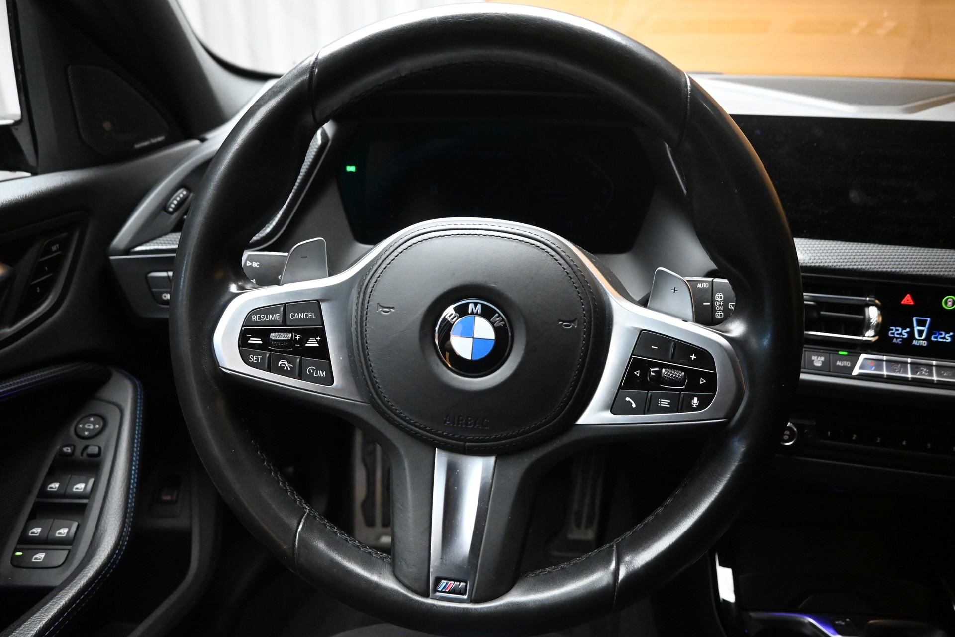 BMW M135i xDrive Steptronic-image-9