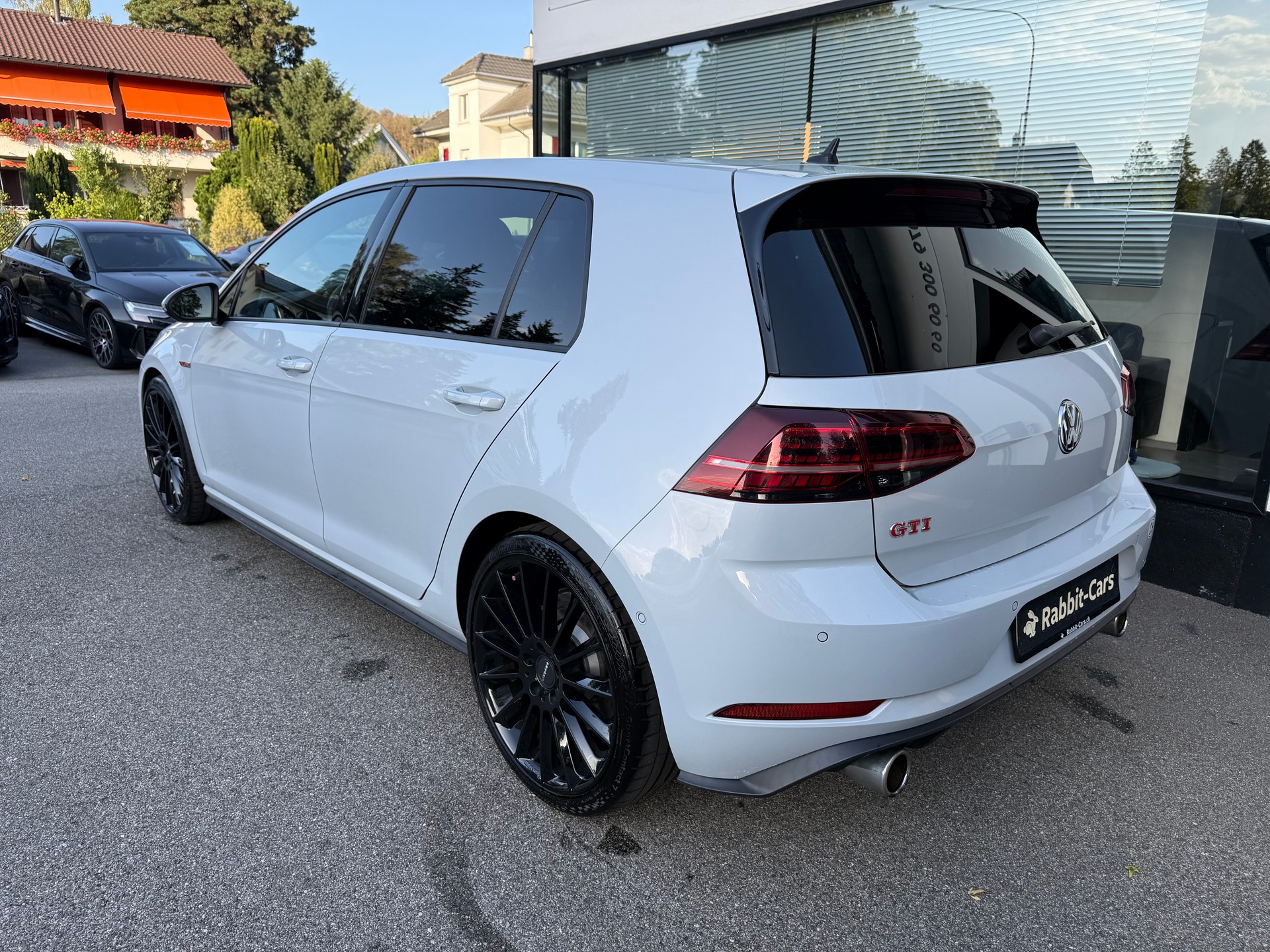 VW Golf 2.0 TSI GTI Performance DSG-image-4