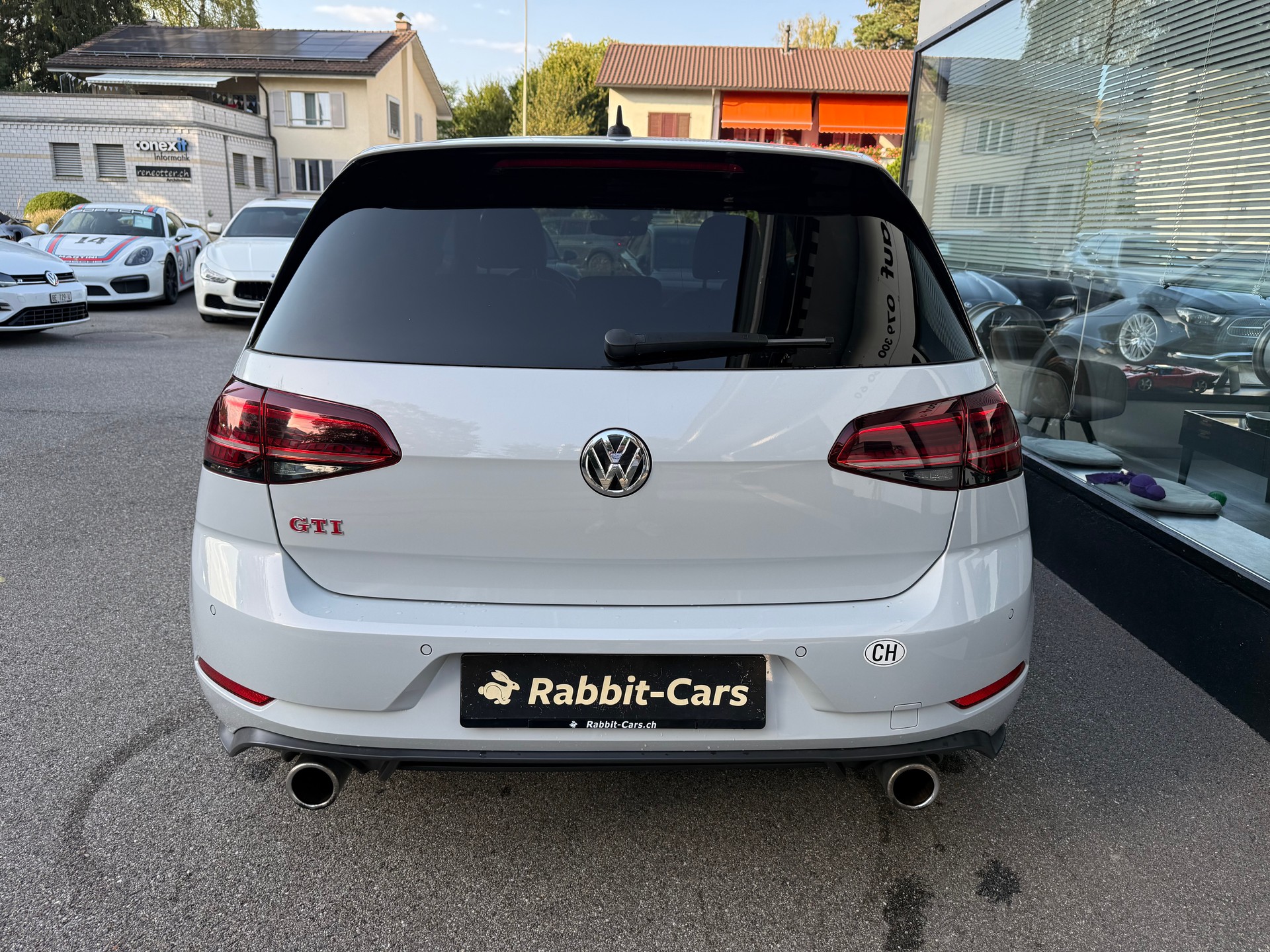 VW Golf 2.0 TSI GTI Performance DSG-image-5