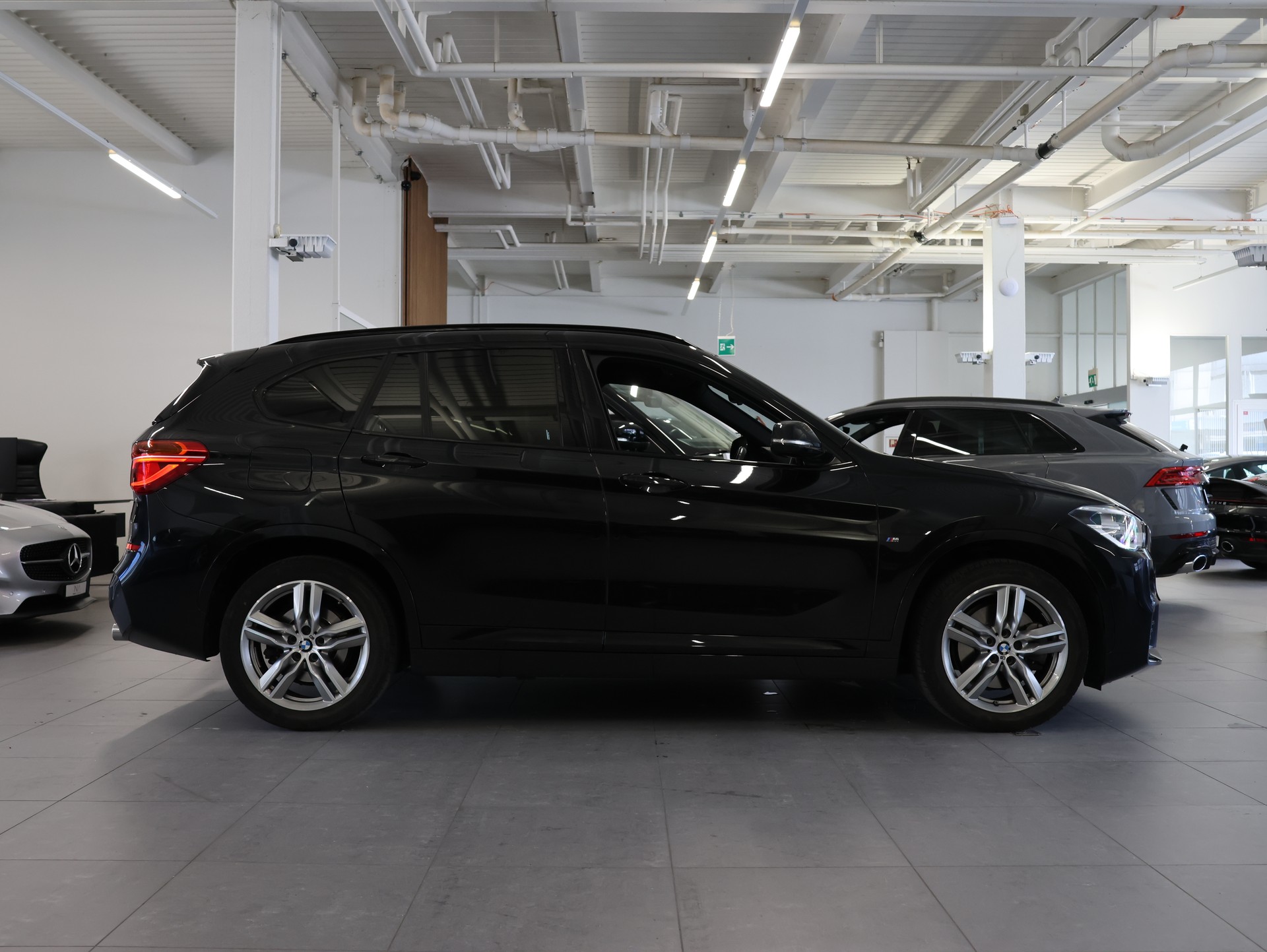 BMW X1 xDrive 25i M Sport Steptronic-image-9