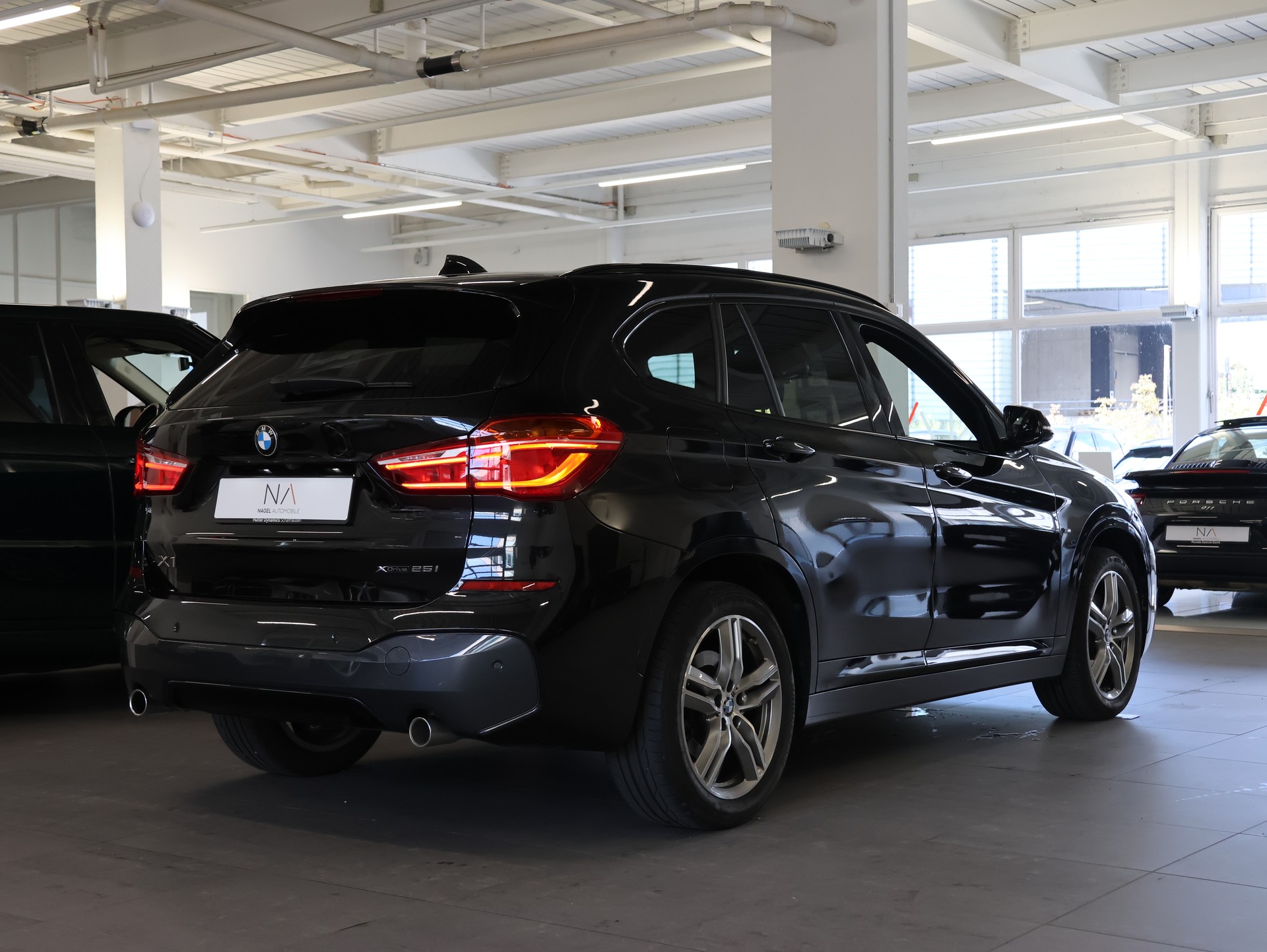 BMW X1 xDrive 25i M Sport Steptronic-image-7