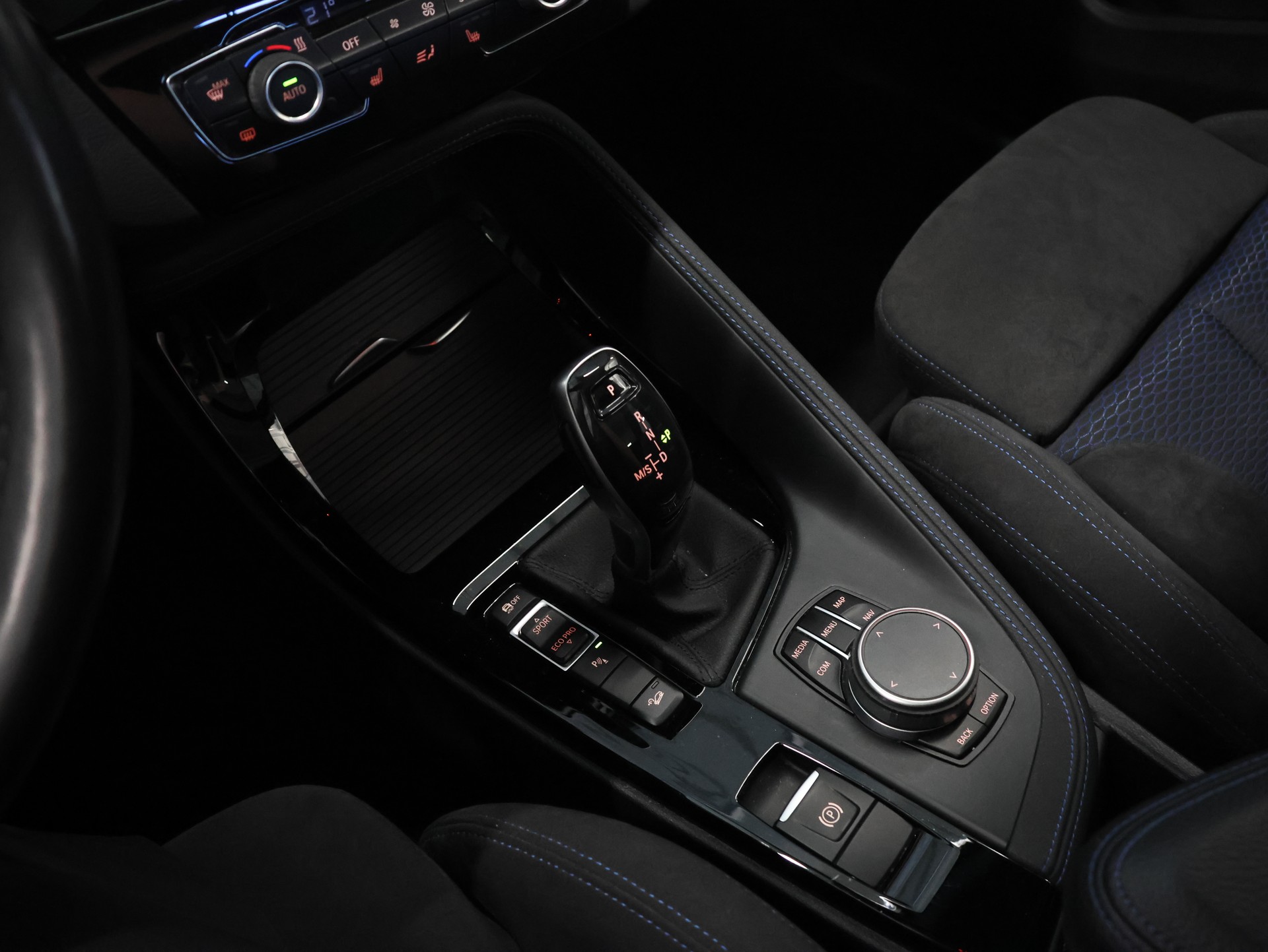 BMW X1 xDrive 25i M Sport Steptronic-image-26