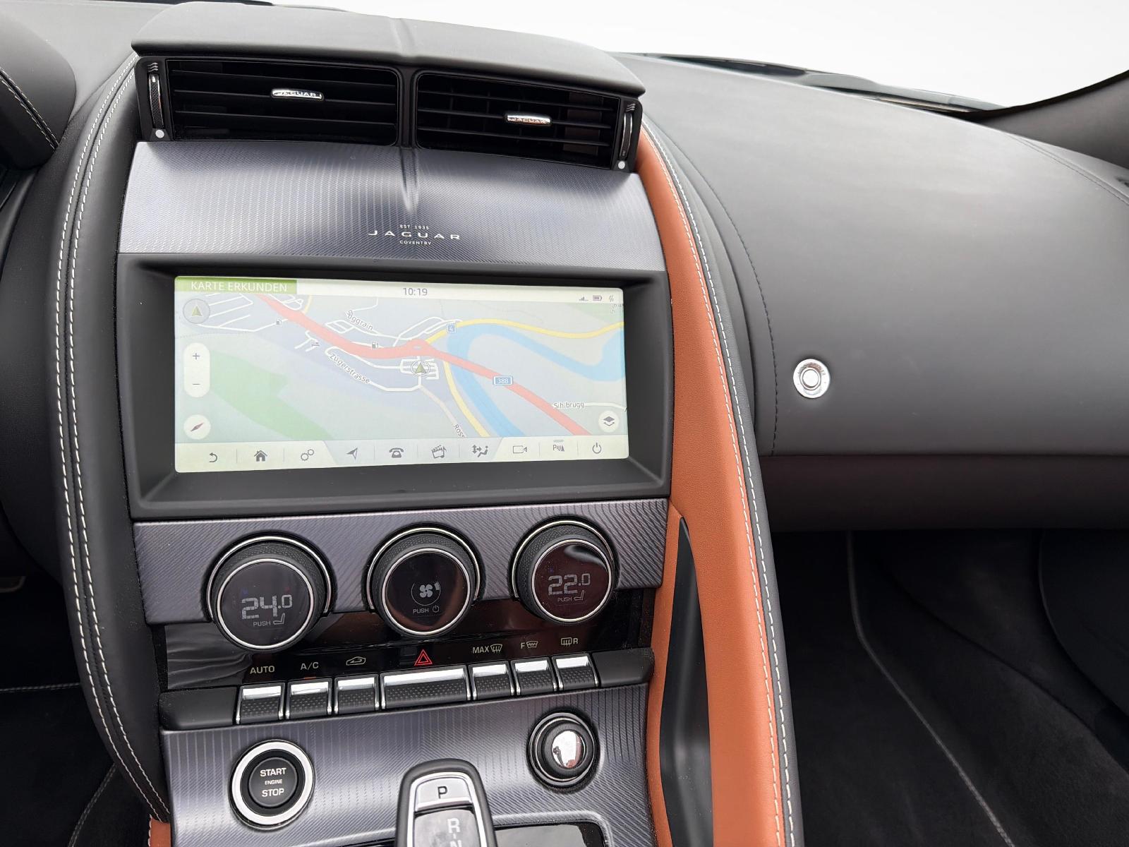 JAGUAR F-Type Convertible 2.0 R-Dynamic-image-7