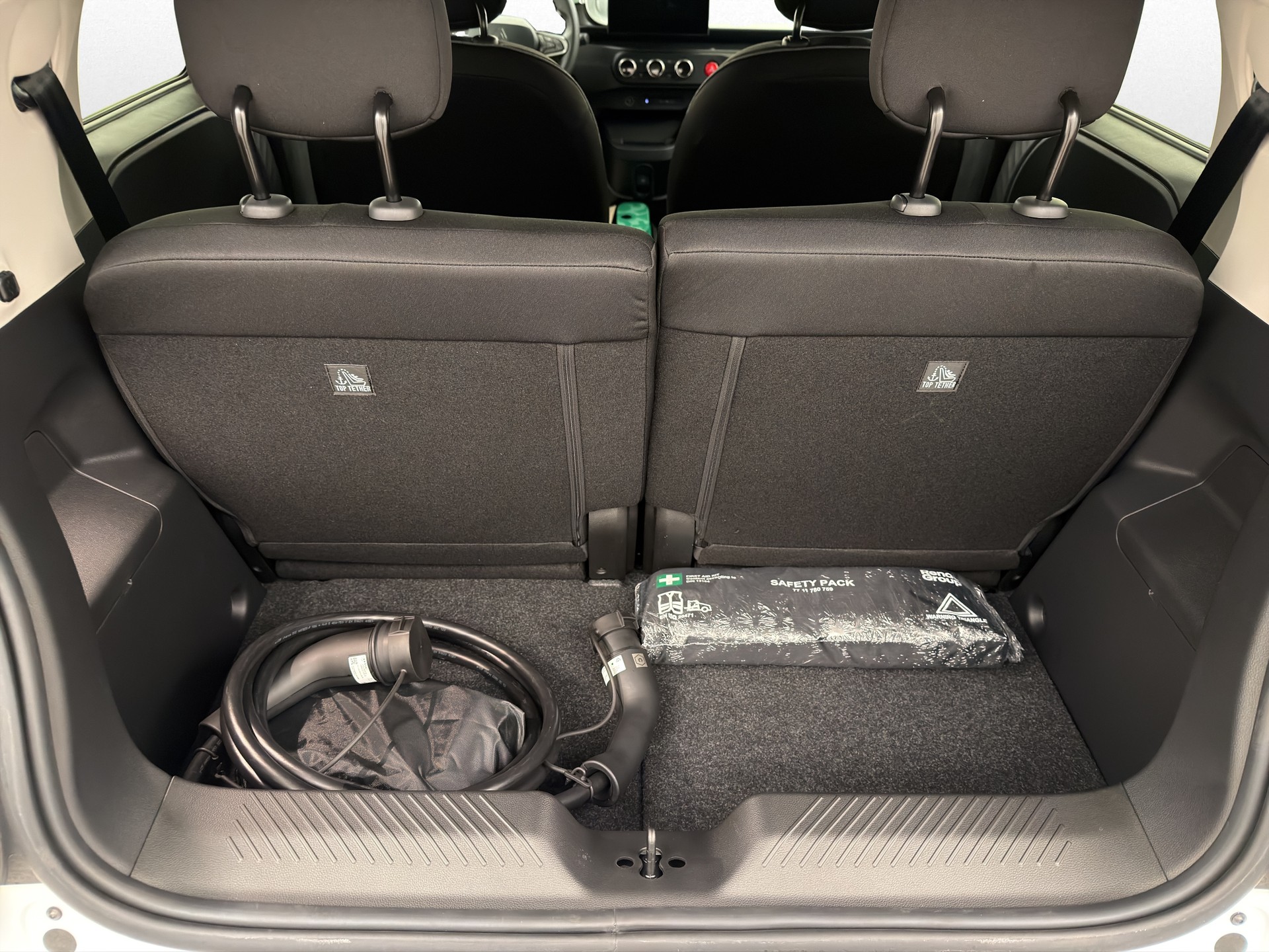 RENAULT Twingo E-Tech Urban Range techo-image-13