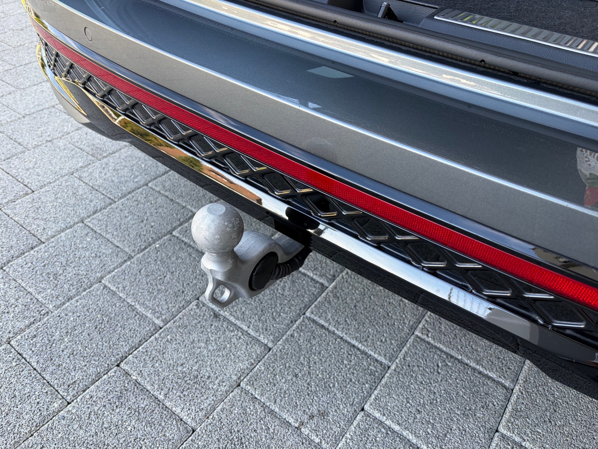 VW 2.0 TDI R-Line DSG 4motion - Allrad 4x4-image-7