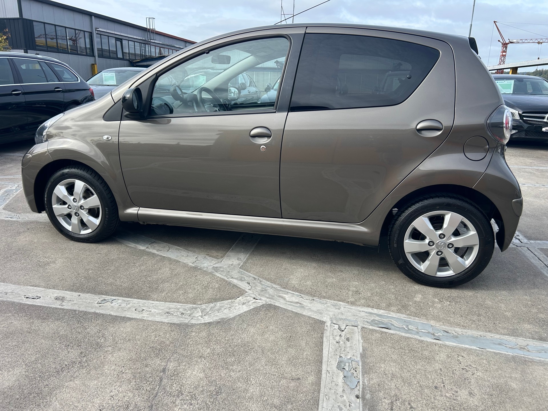 TOYOTA Aygo 1.0 VVT-i Collection Multimode-image-1