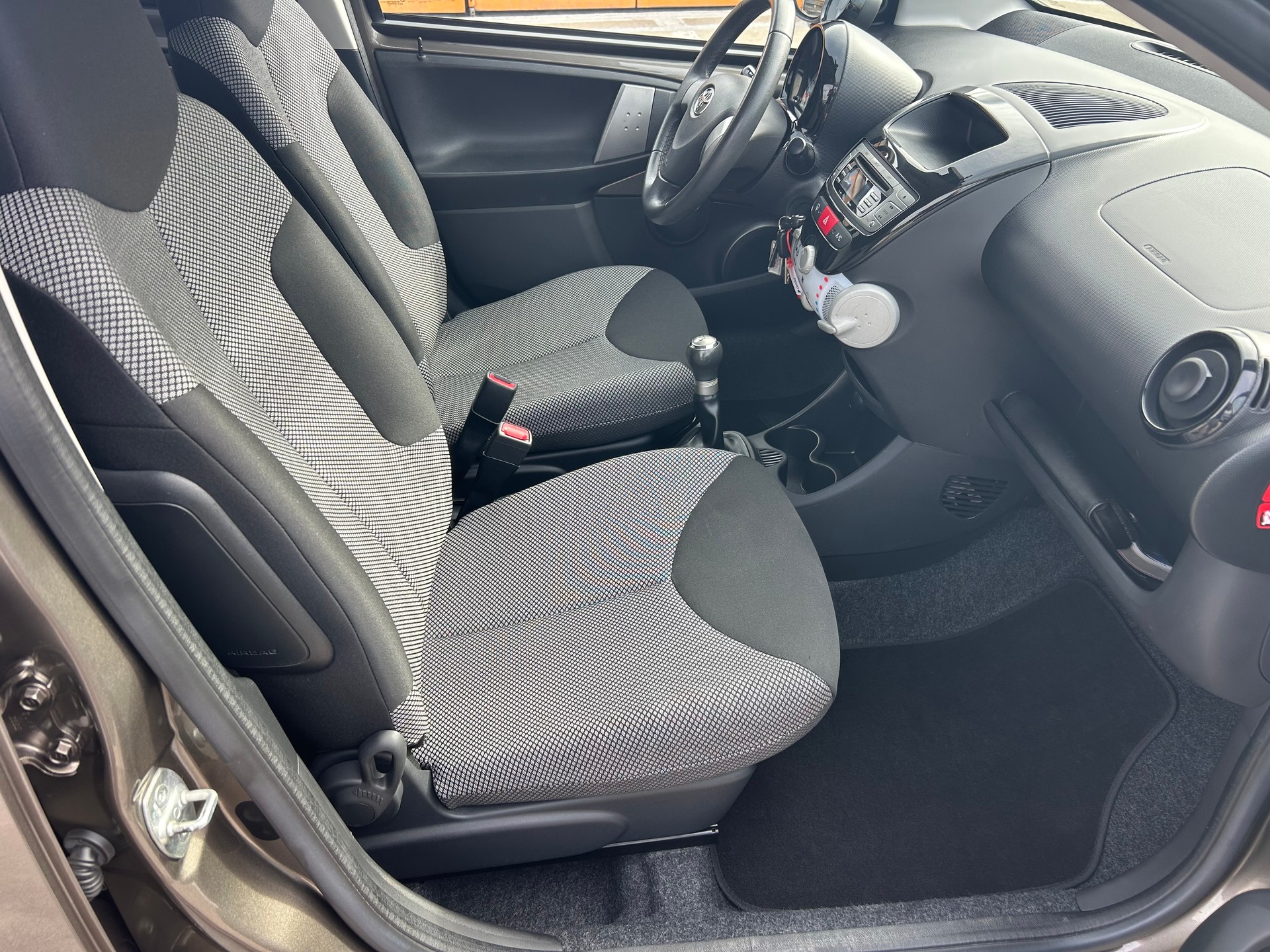 TOYOTA Aygo 1.0 VVT-i Collection Multimode-image-6