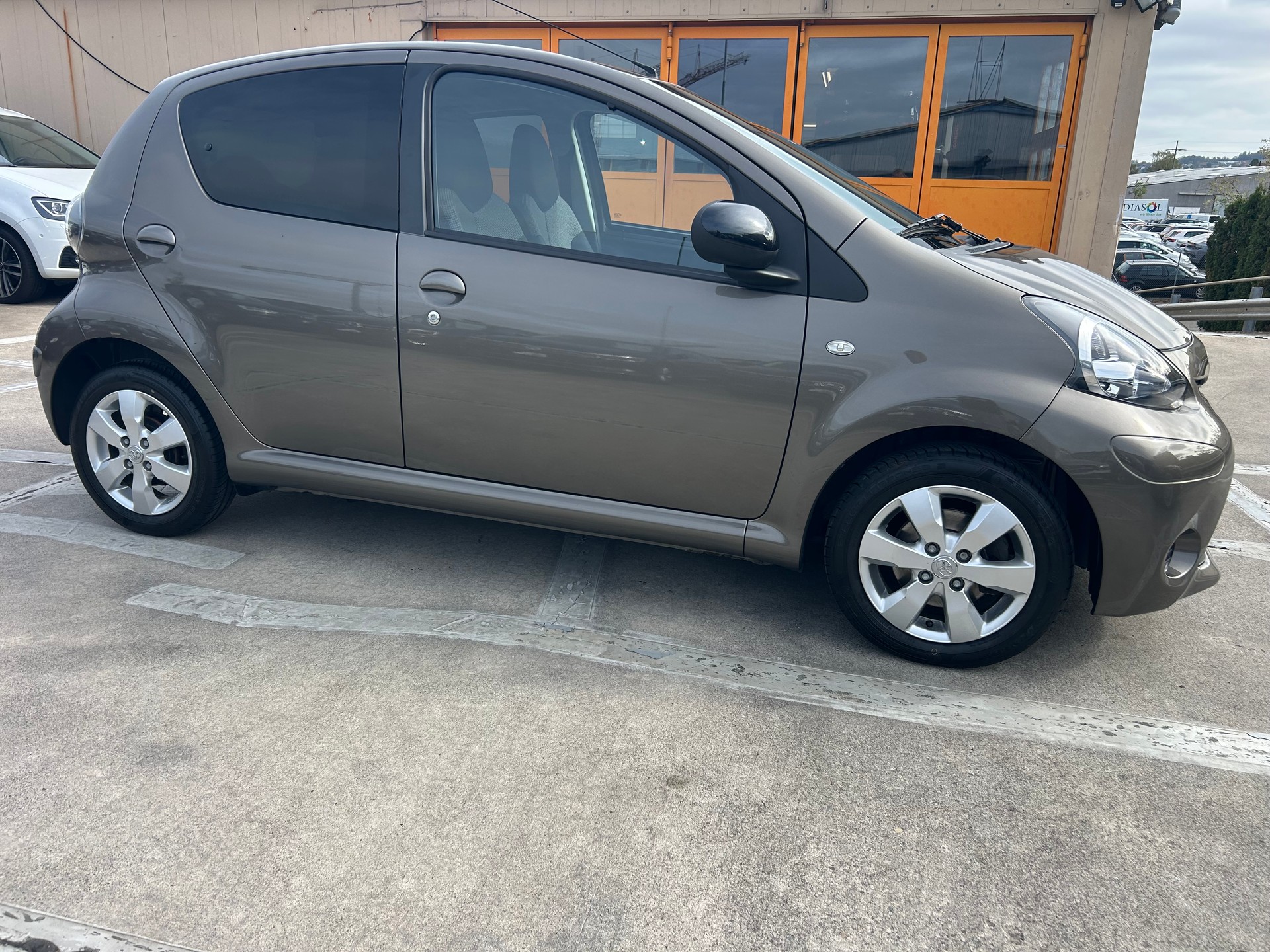 TOYOTA Aygo 1.0 VVT-i Collection Multimode-image-4