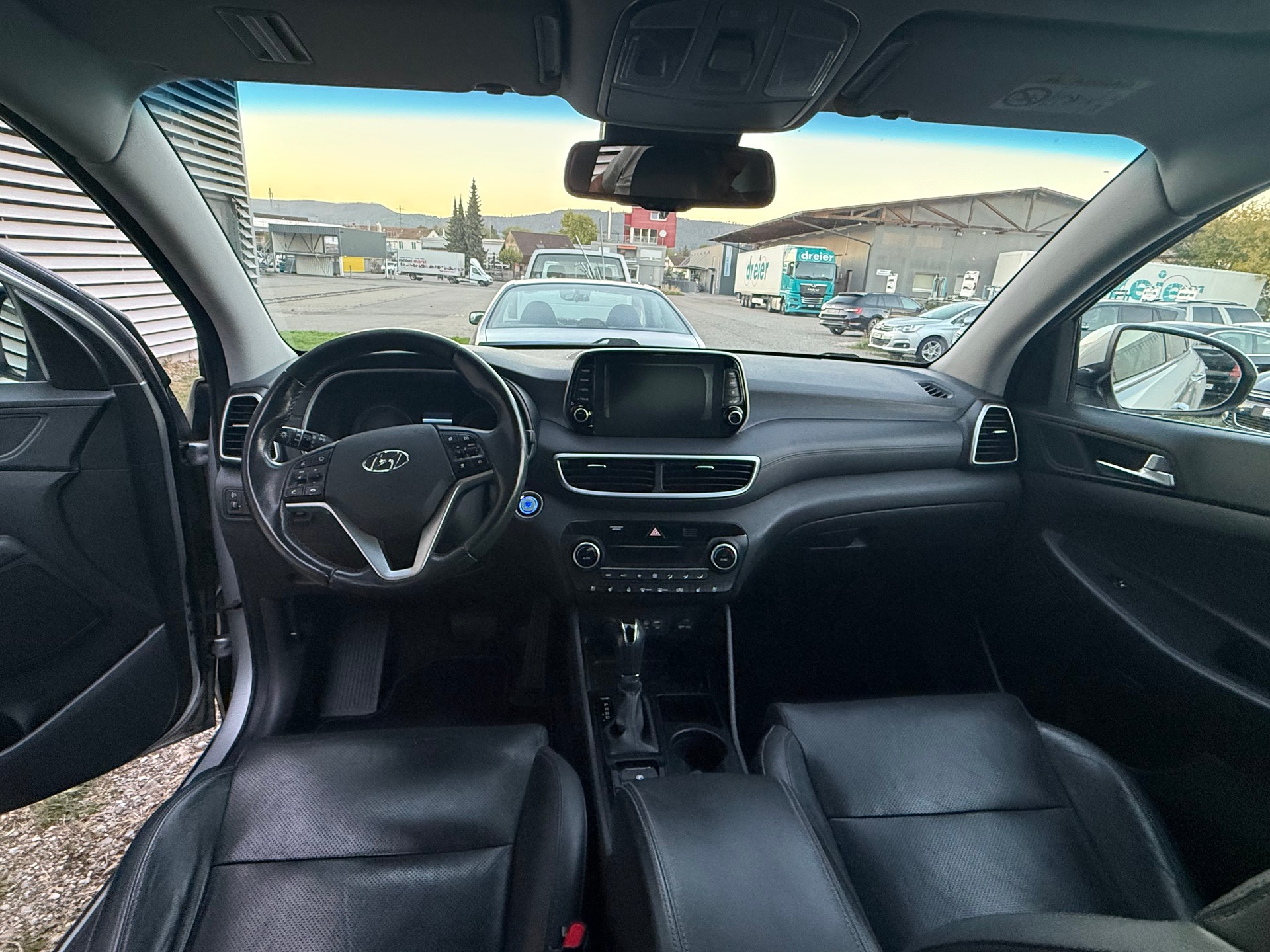 HYUNDAI Tucson 1.6 TGDI Amplia 4WD DCT-image-6