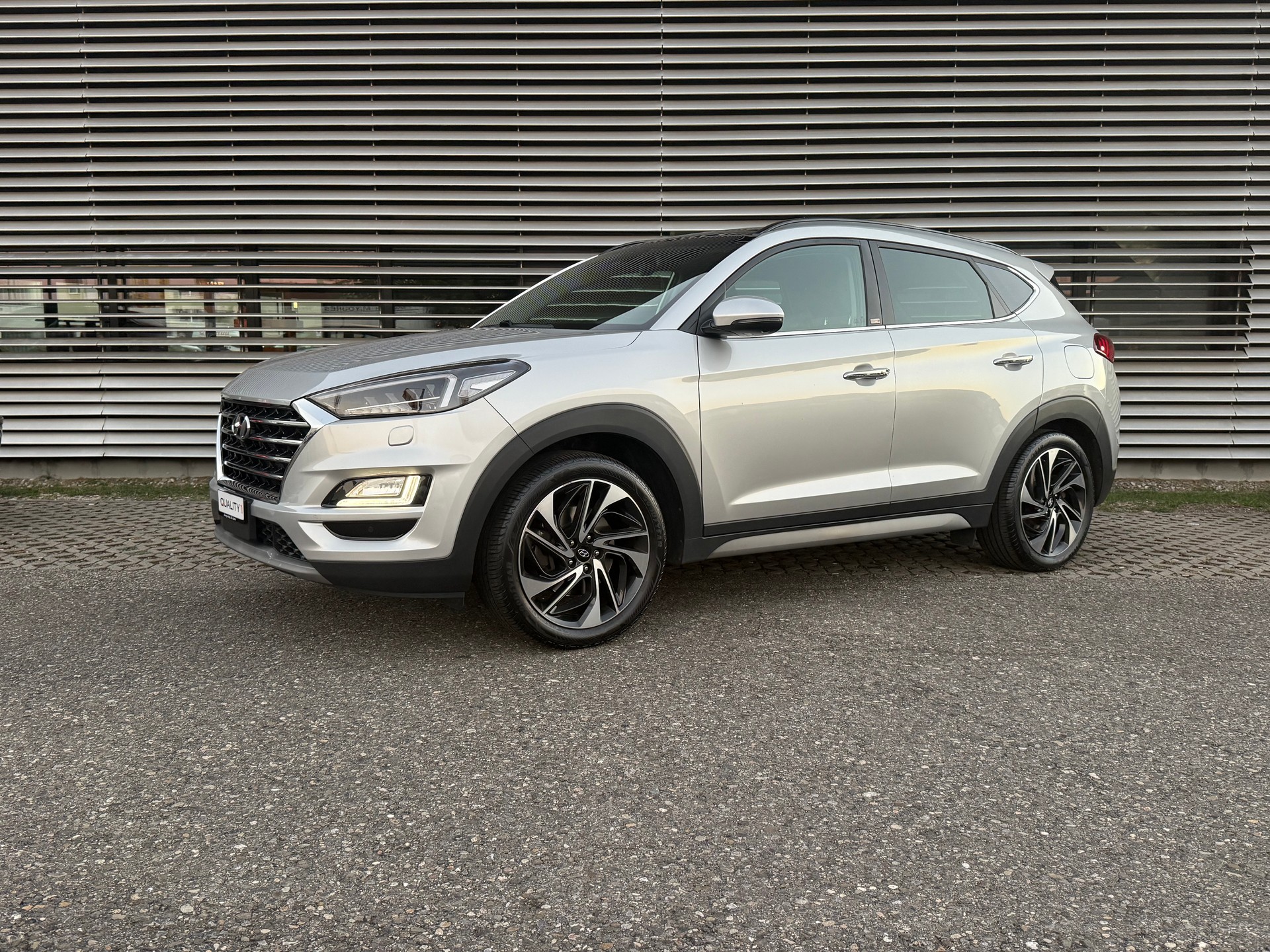 HYUNDAI Tucson 1.6 TGDI Amplia 4WD DCT-image-14