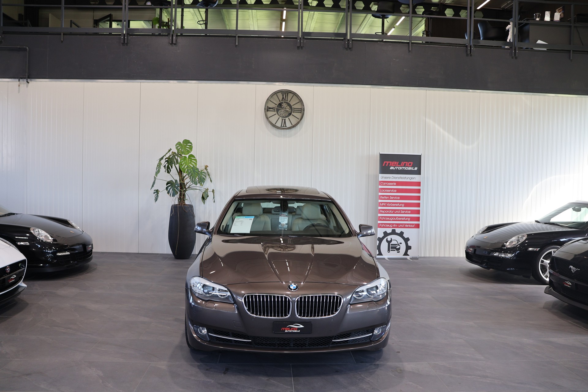 BMW 528i xDrive Steptronic-image-2