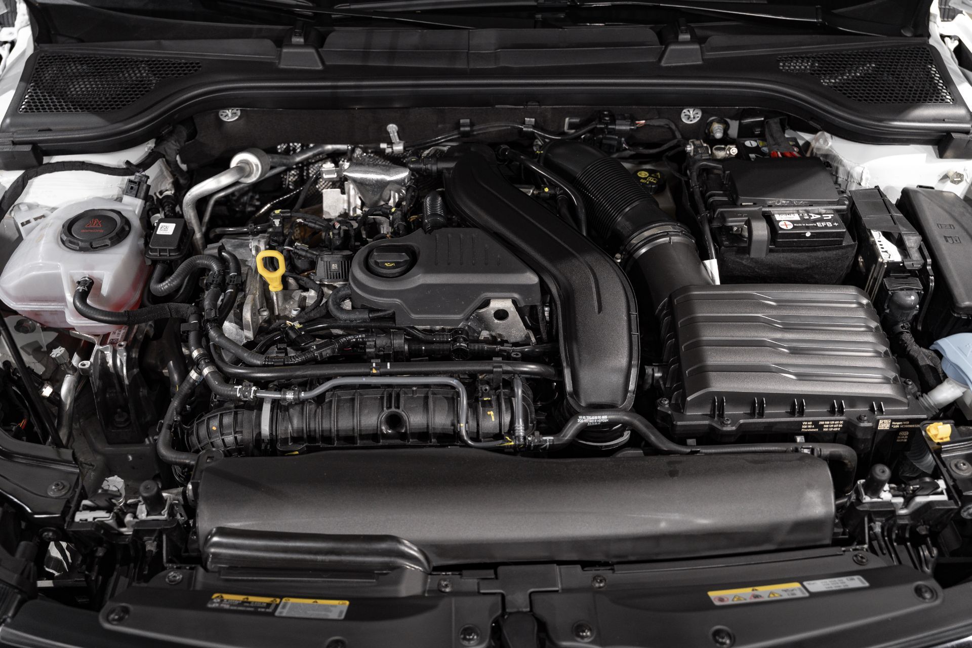 SKODA Kamiq 1.5 TSI Monte Carlo DSG-image-25