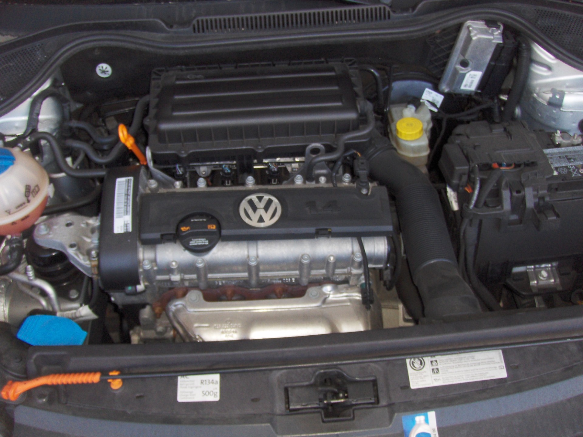 VW Polo 1.4 16V Comfortline-image-12