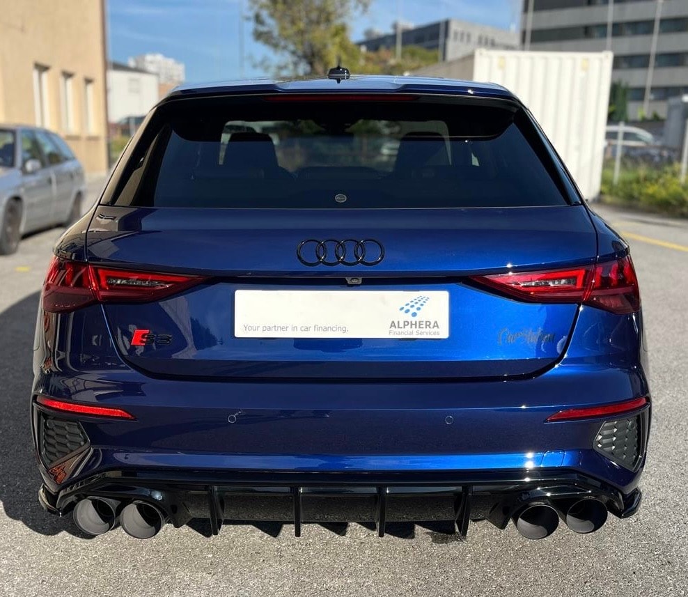 AUDI S3 Sportback 2.0 TFSI quattro S-tronic-showroom-element-3