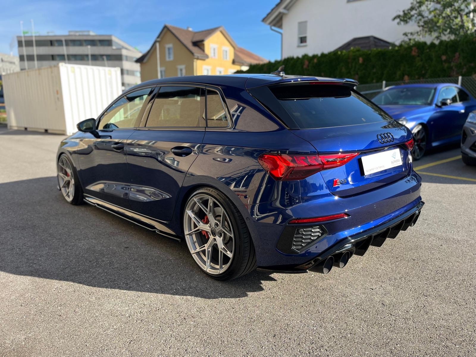 AUDI S3 Sportback 2.0 TFSI quattro S-tronic-showroom-element-2
