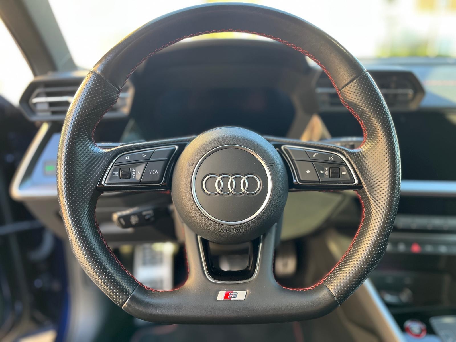 AUDI S3 Sportback 2.0 TFSI quattro S-tronic-image-10