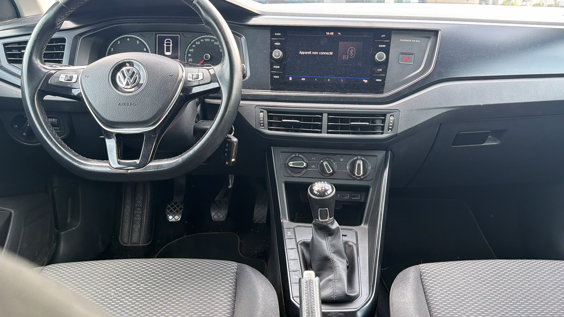 VW Polo 1.0 BMT Trendline-image-22