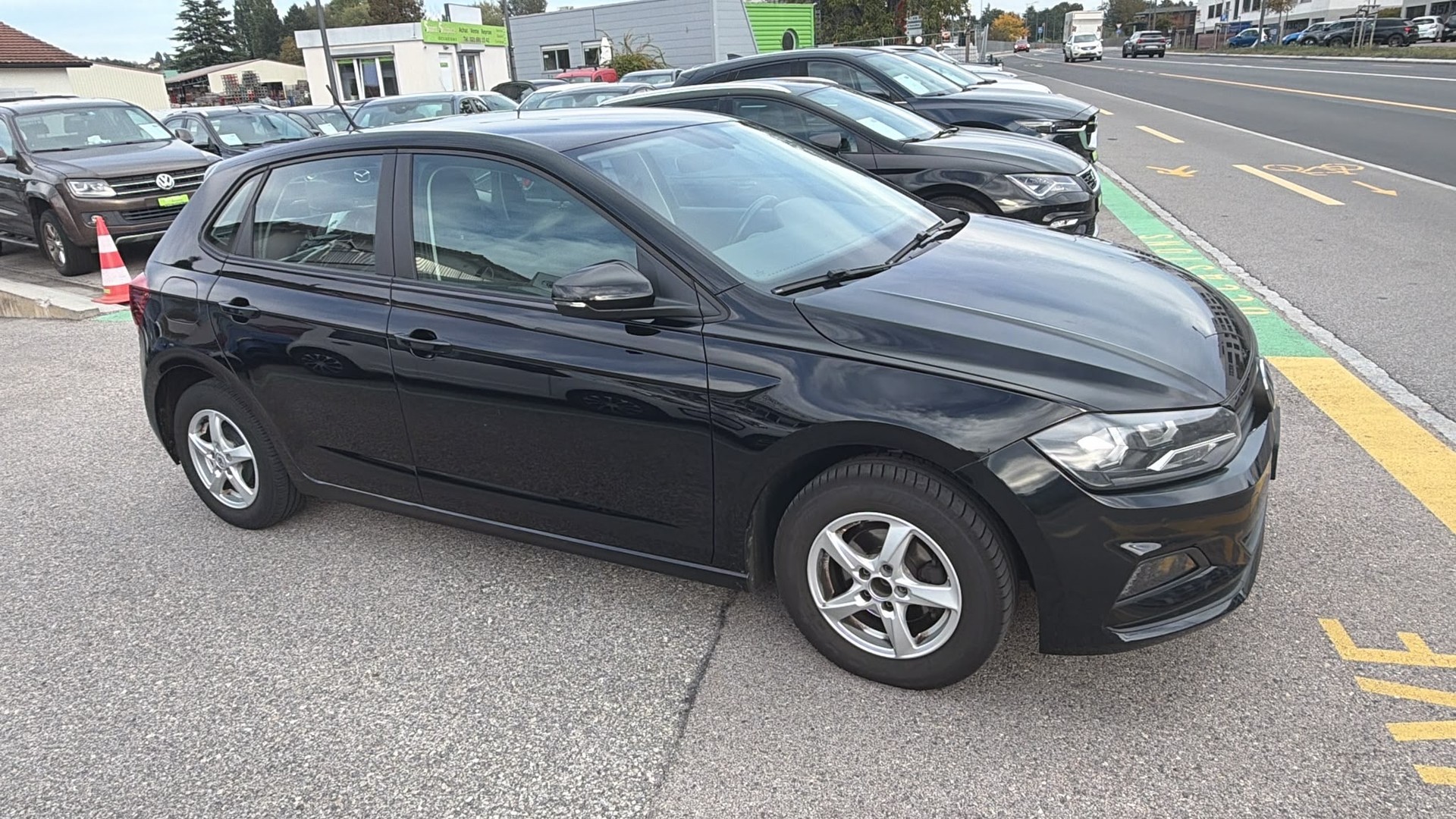 VW Polo 1.0 BMT Trendline-image-1