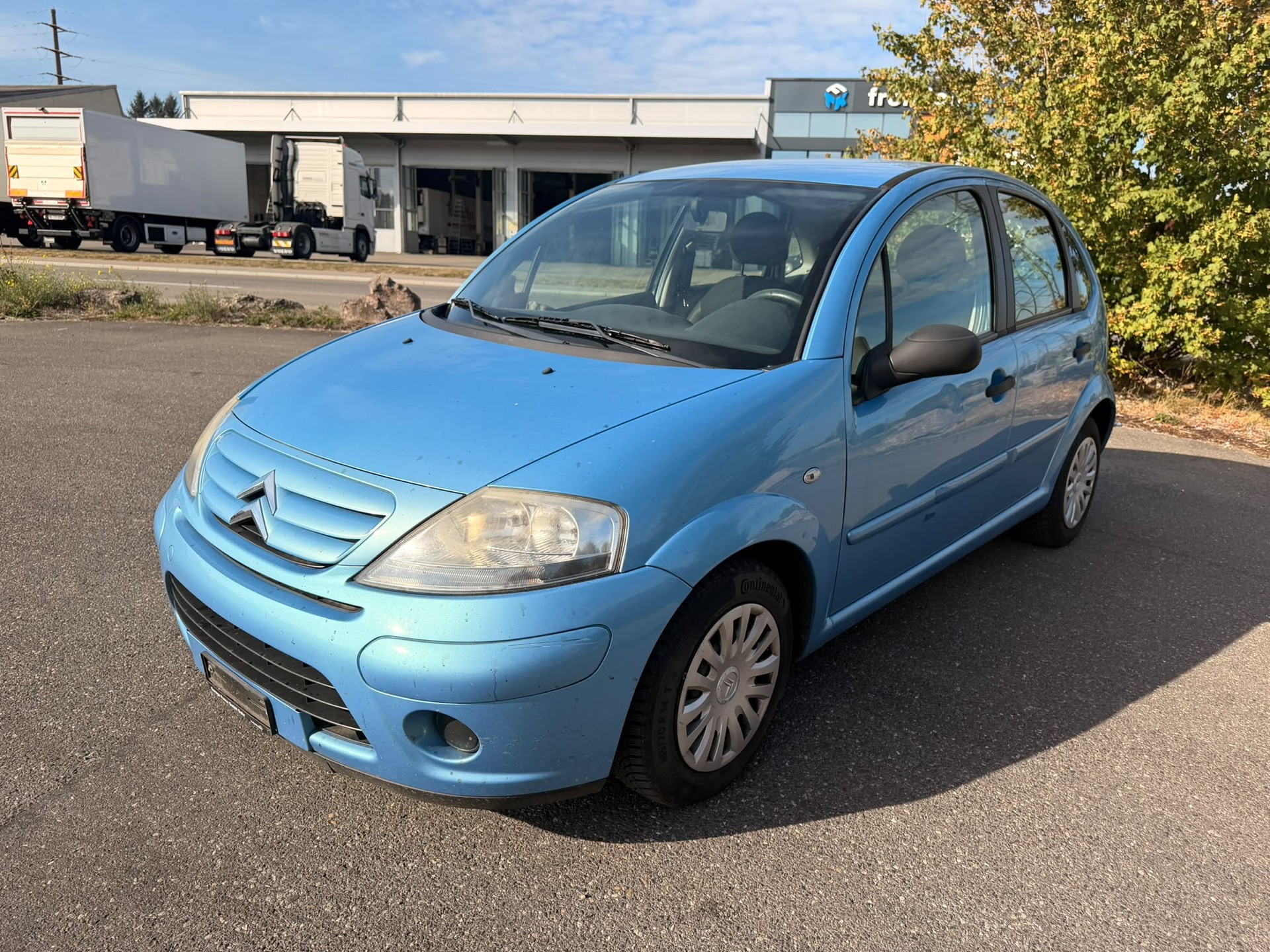 CITROEN C3 1.4i Exclusive-image-2