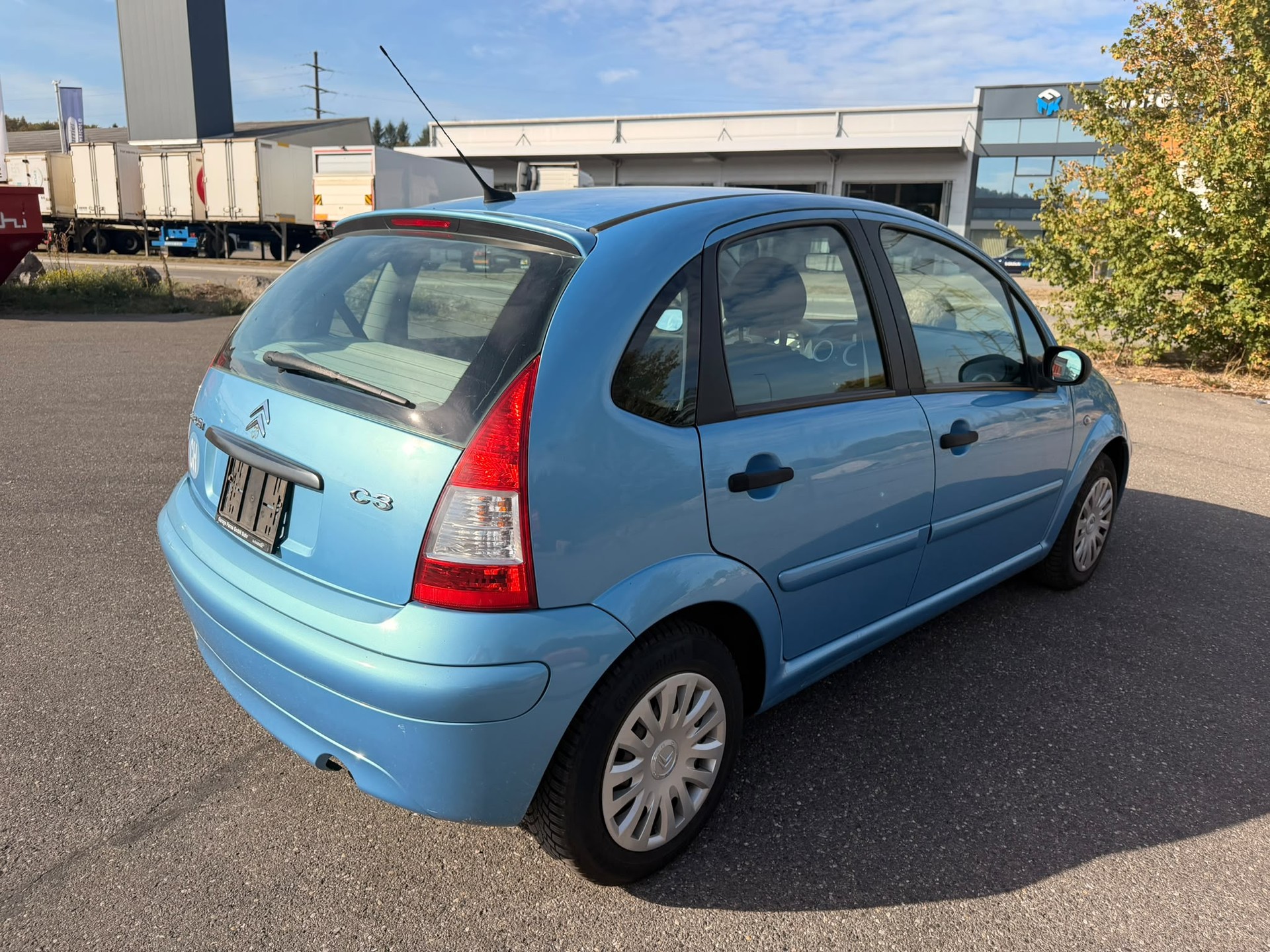 CITROEN C3 1.4i Exclusive-image-3