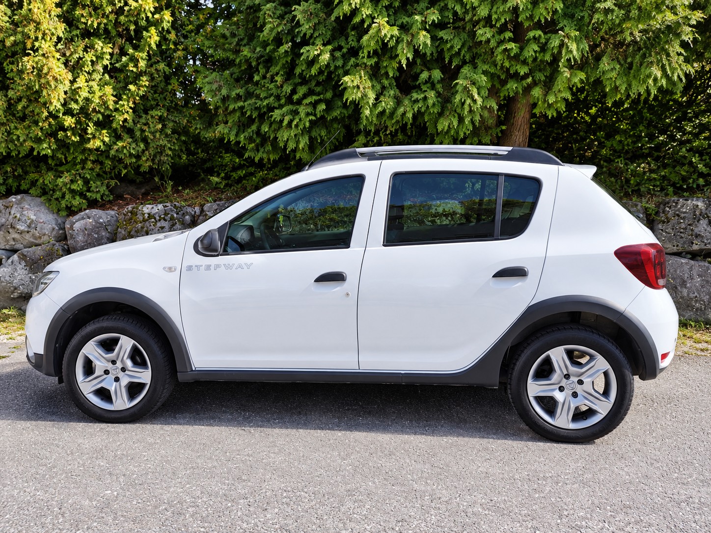 DACIA 0.9 TCe Stepway S/S-image-1