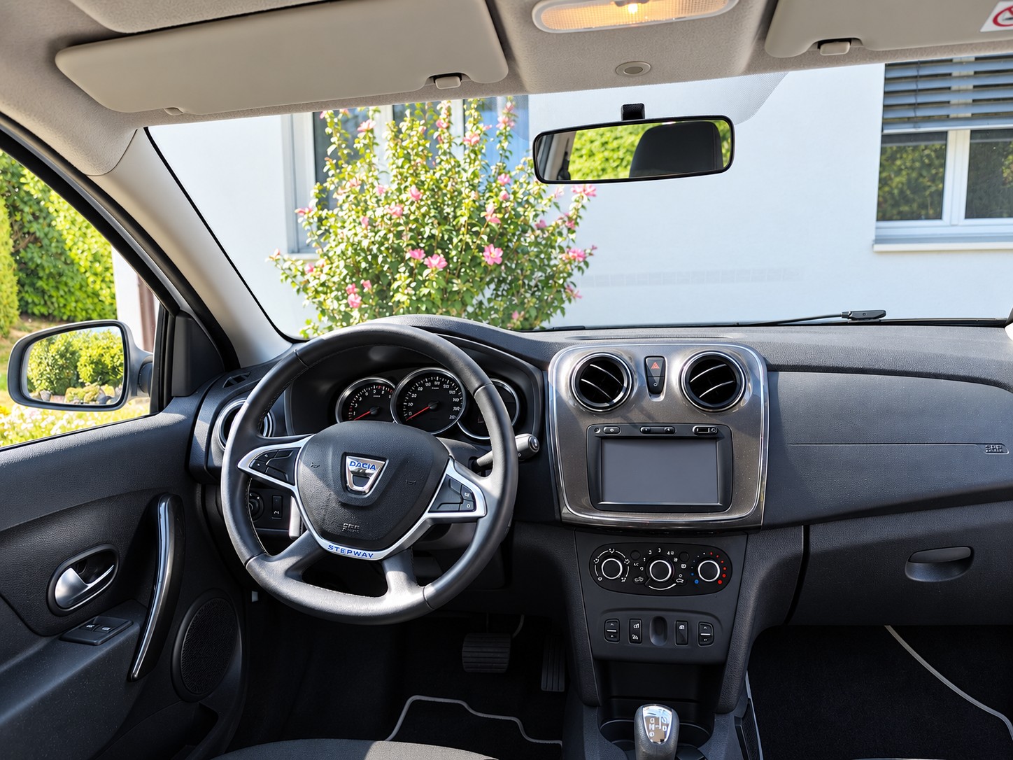 DACIA 0.9 TCe Stepway S/S-image-3