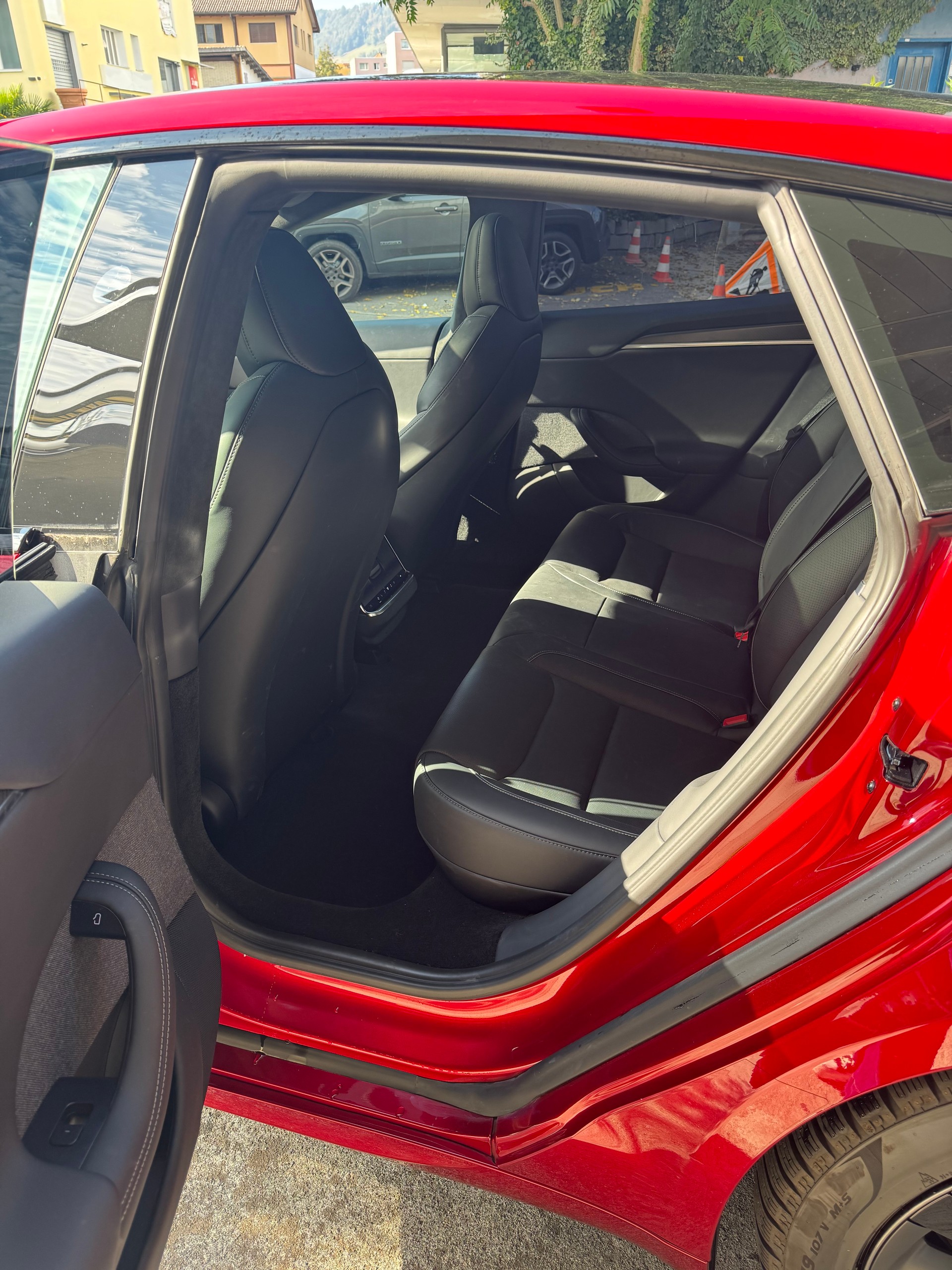 TESLA Model S 100 kWh Plaid 1267 PS-image-6
