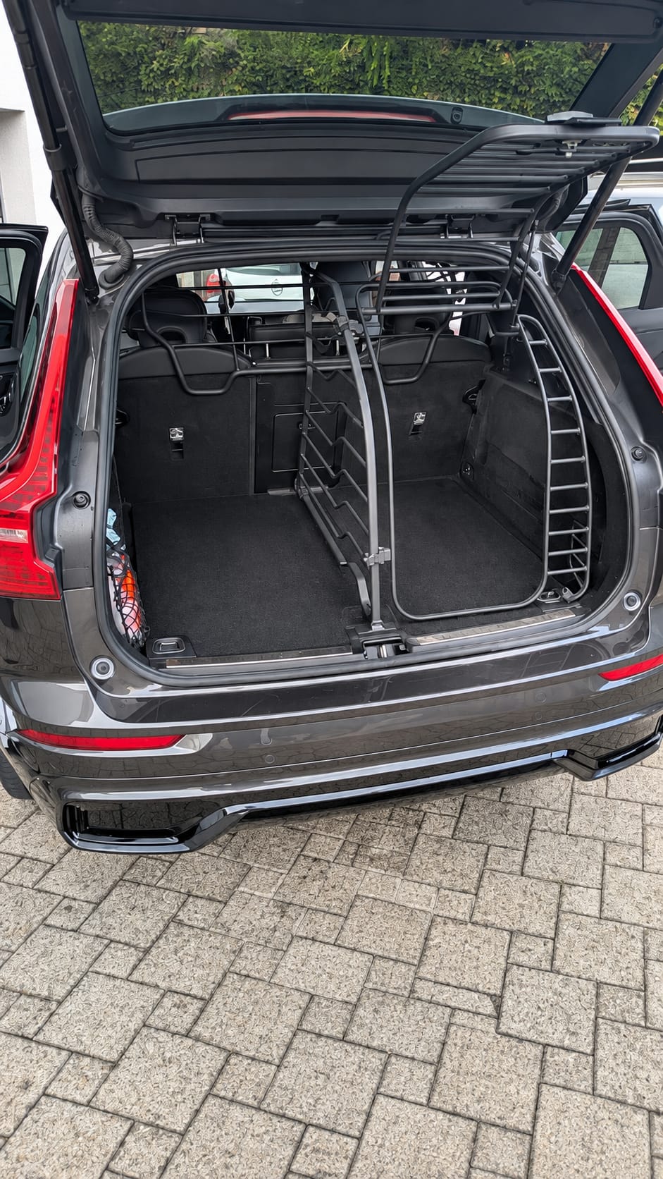 VOLVO 2.0 T8 TE XCENTRIC eAWD-image-5