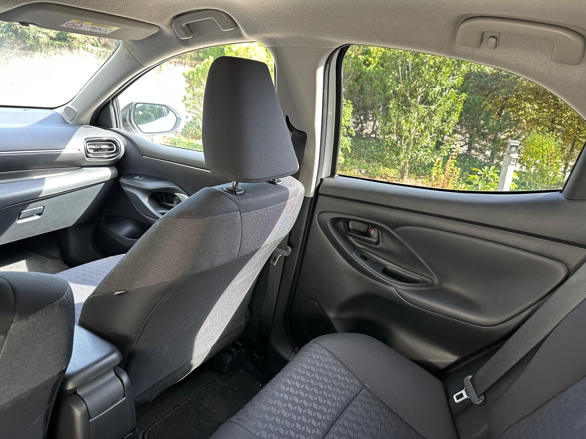 TOYOTA 1.5 VVT-i HSD Trend-image-3