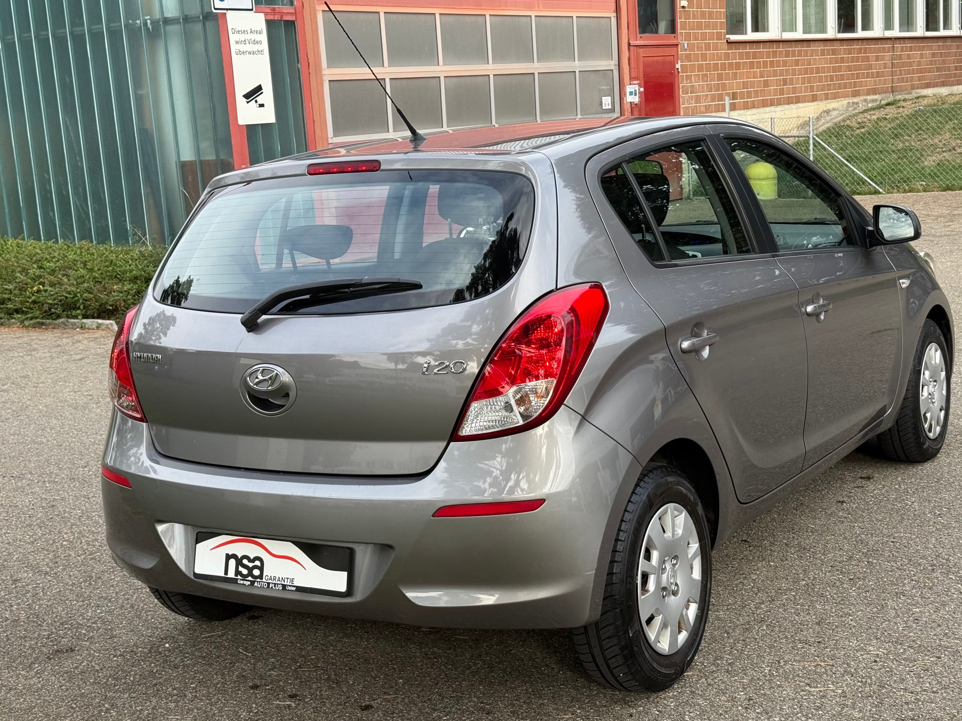 HYUNDAI i20 1.4 Style-image-5