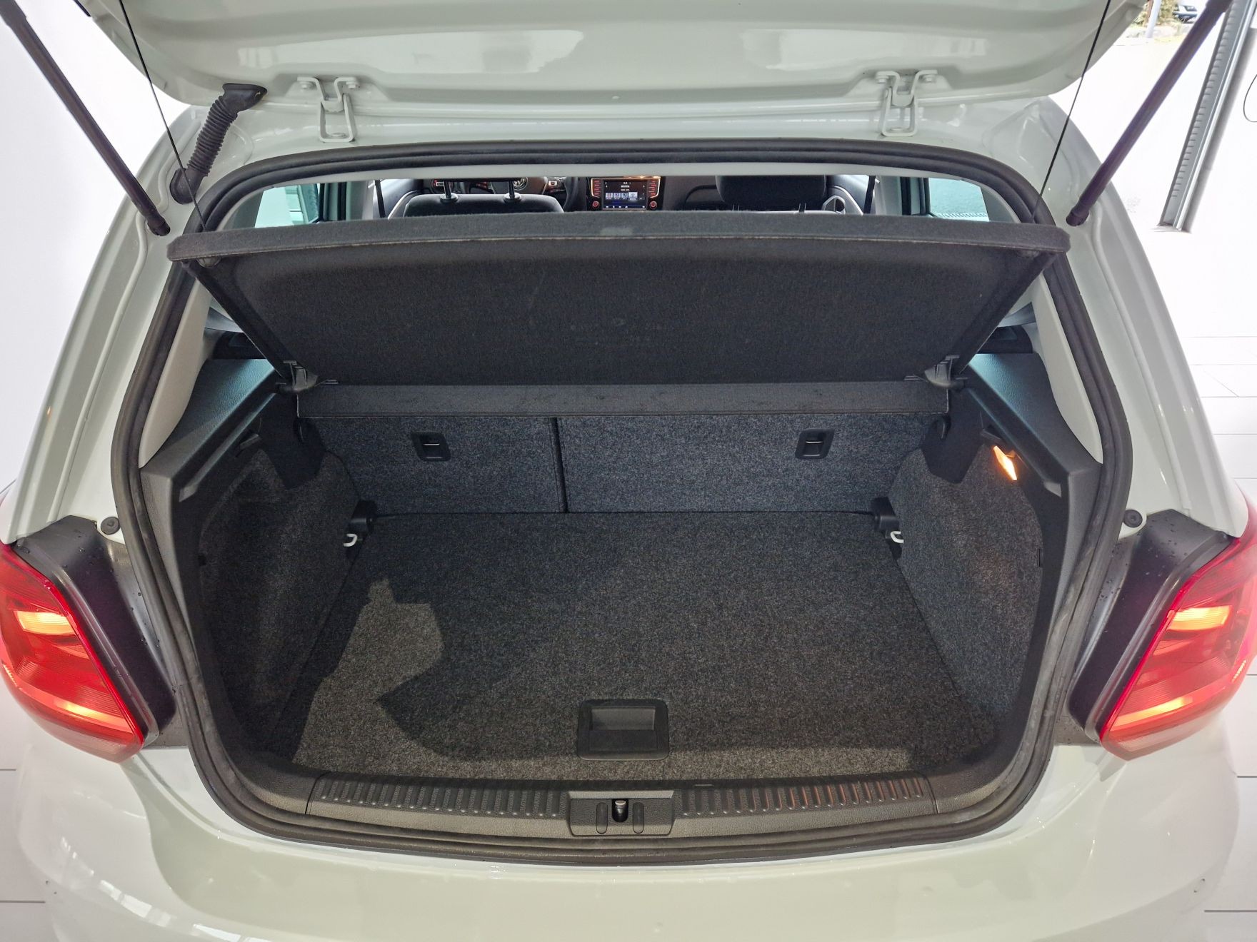 VW Polo 1.2 TSI BMT Sound DSG-image-5