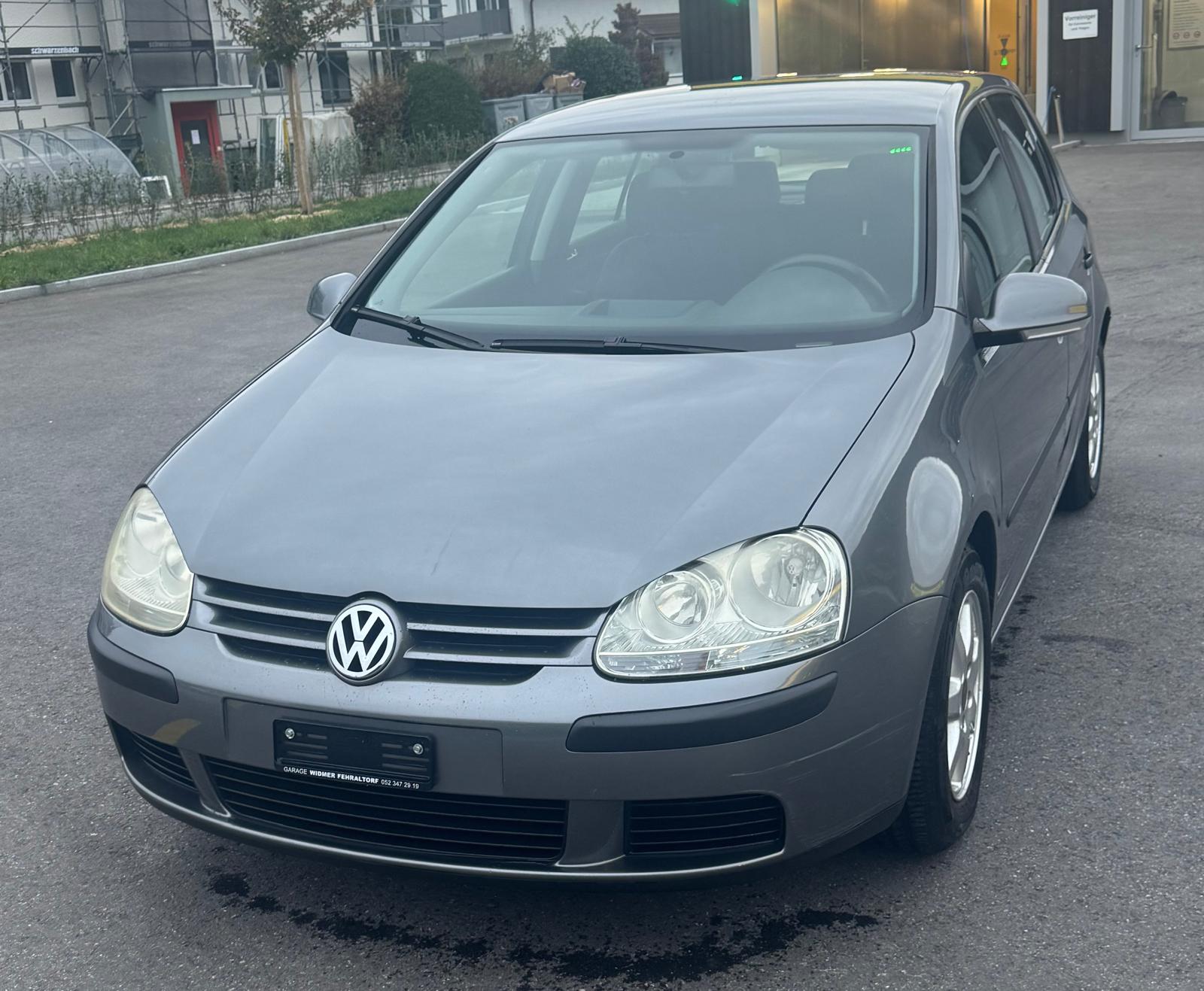 VW Golf 1.6 FSI Comfortline-image-0