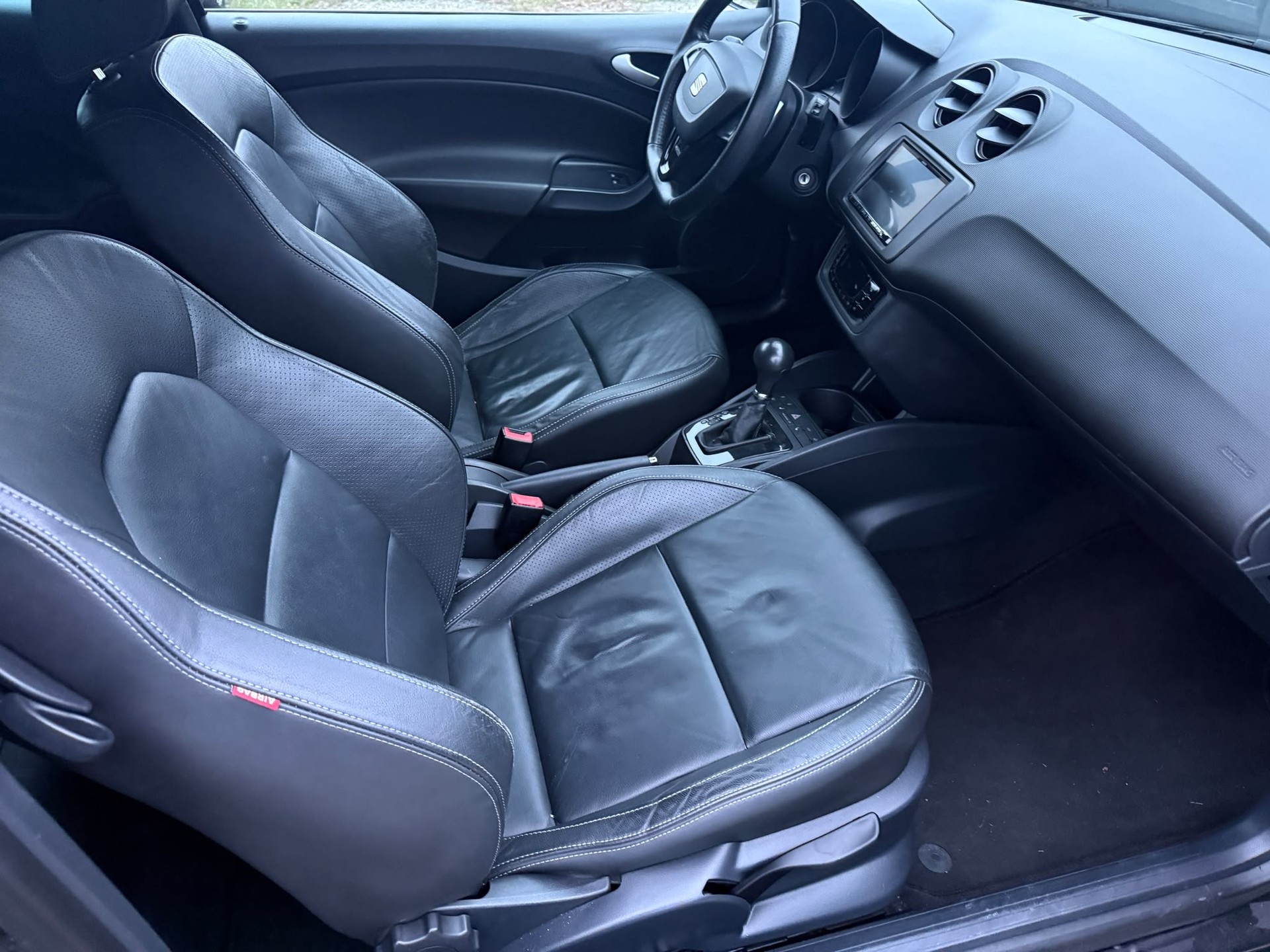SEAT Ibiza SC 1.4 TSI Cupra R210 Swiss Racing DSG-image-18