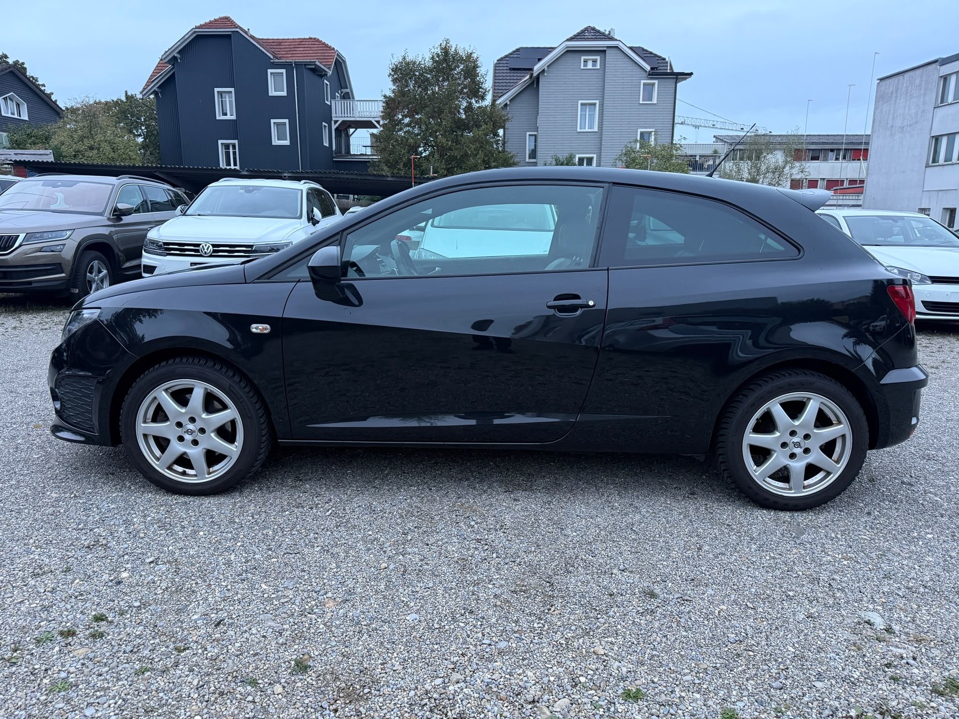 SEAT Ibiza SC 1.4 TSI Cupra R210 Swiss Racing DSG-image-4