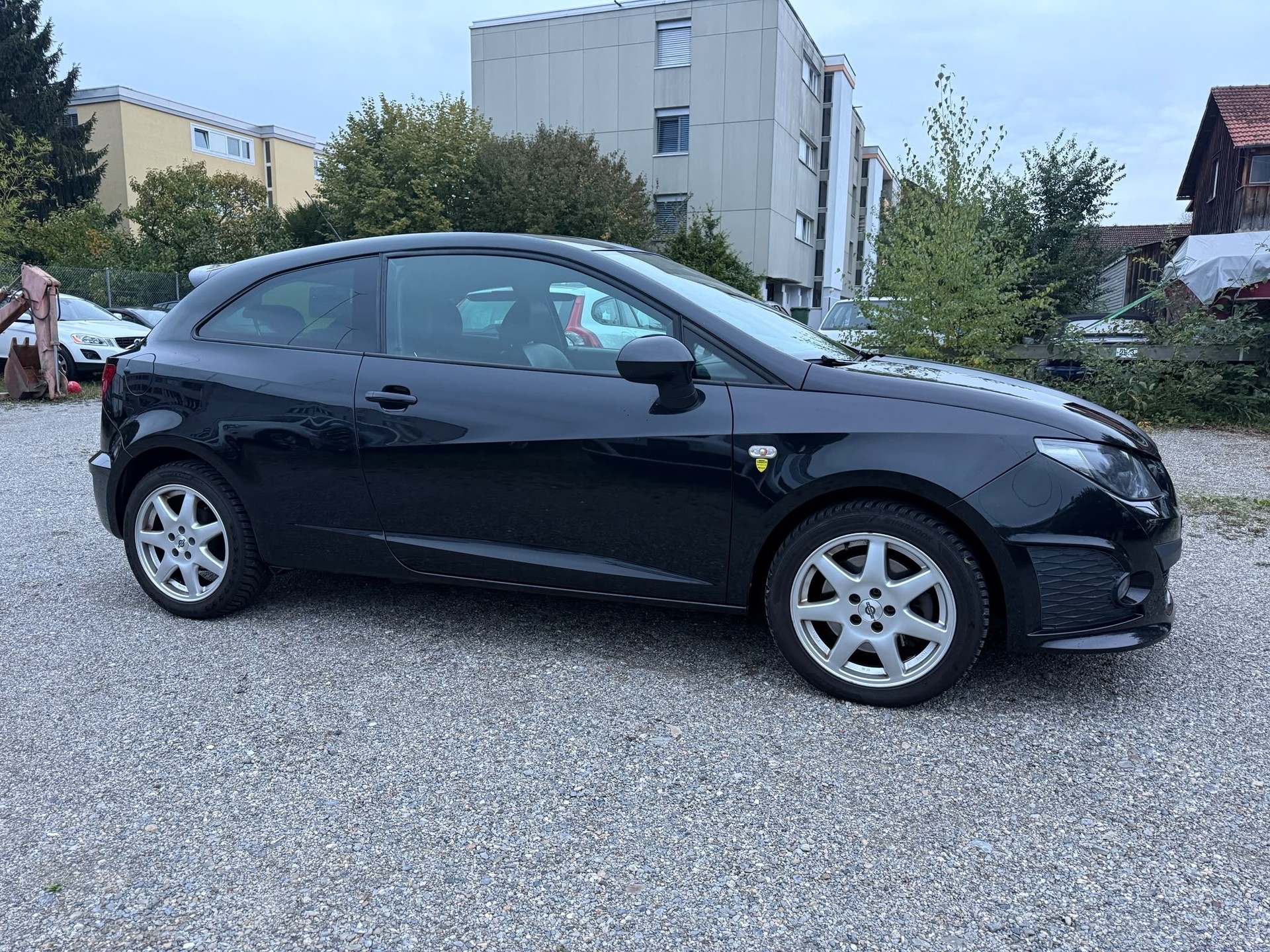 SEAT Ibiza SC 1.4 TSI Cupra R210 Swiss Racing DSG-image-3